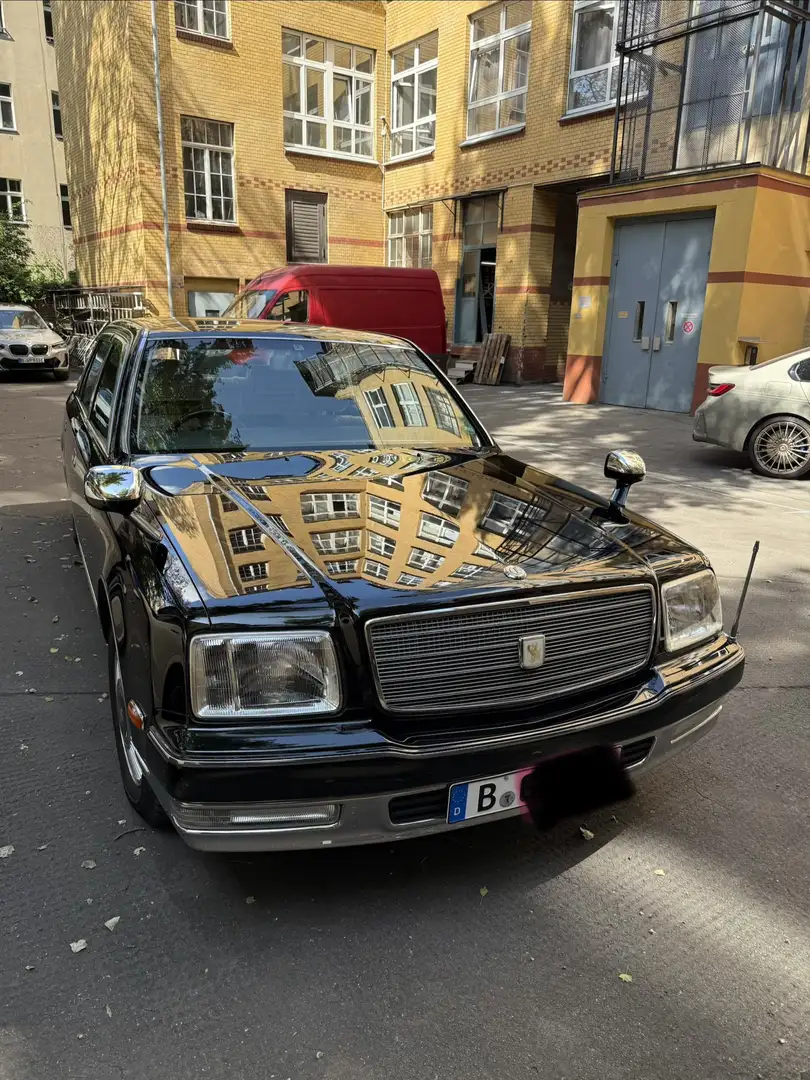 Toyota Century Černá - 1