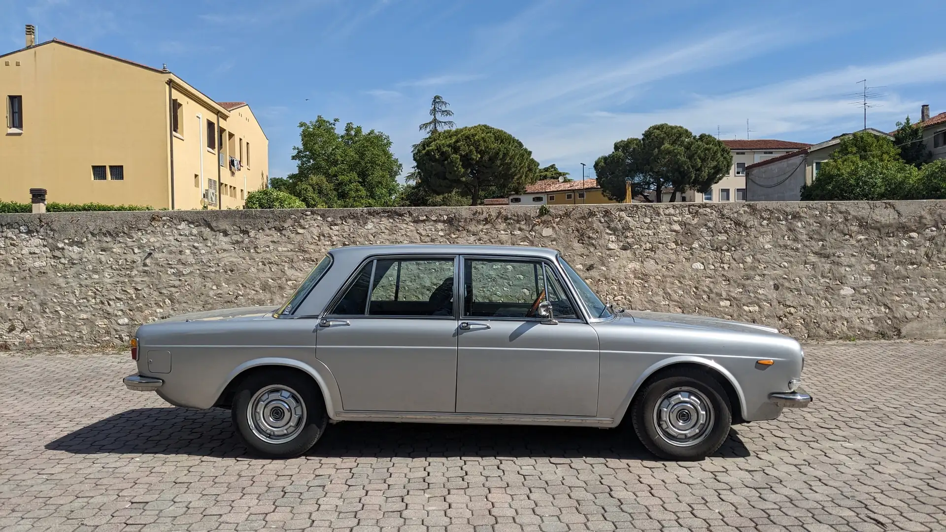 Lancia Sonstige 2000 iniezione Silber - 2