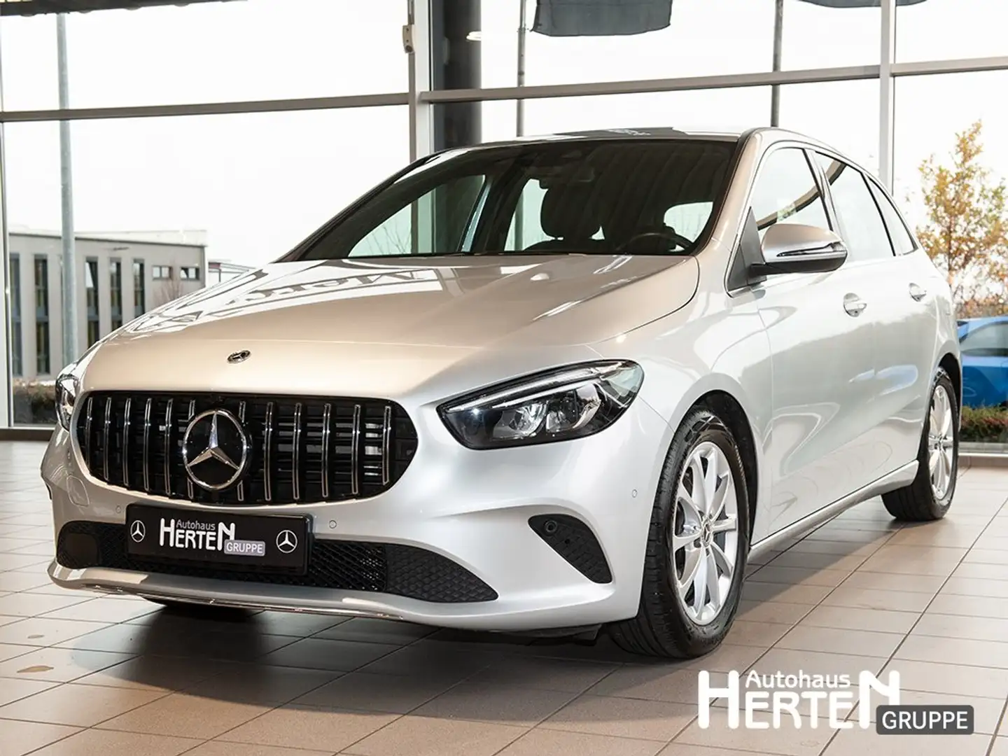 Mercedes-Benz B 180 PROGRESSIVE+LED+MEMORY+RÜCKFAHRKAM.+MBUX Silber - 1