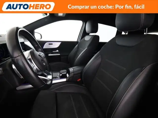 Mercedes-Benz B-Class view 11