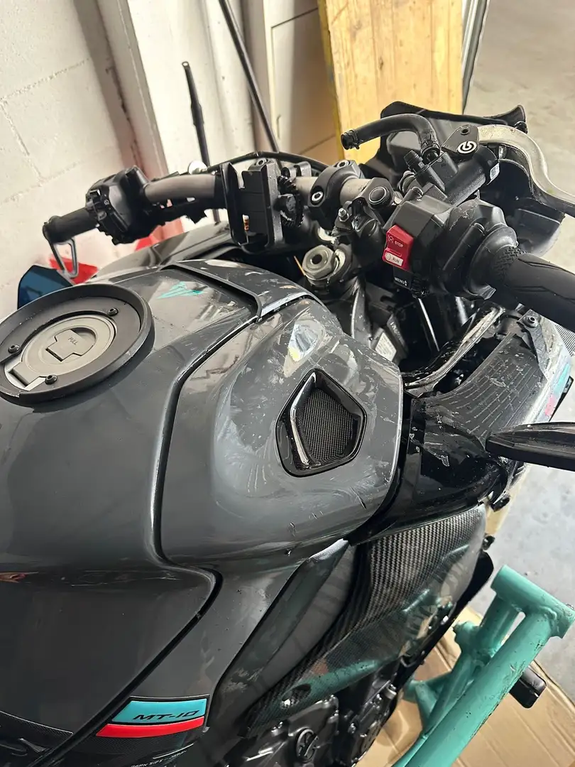 Yamaha MT-10 - 1