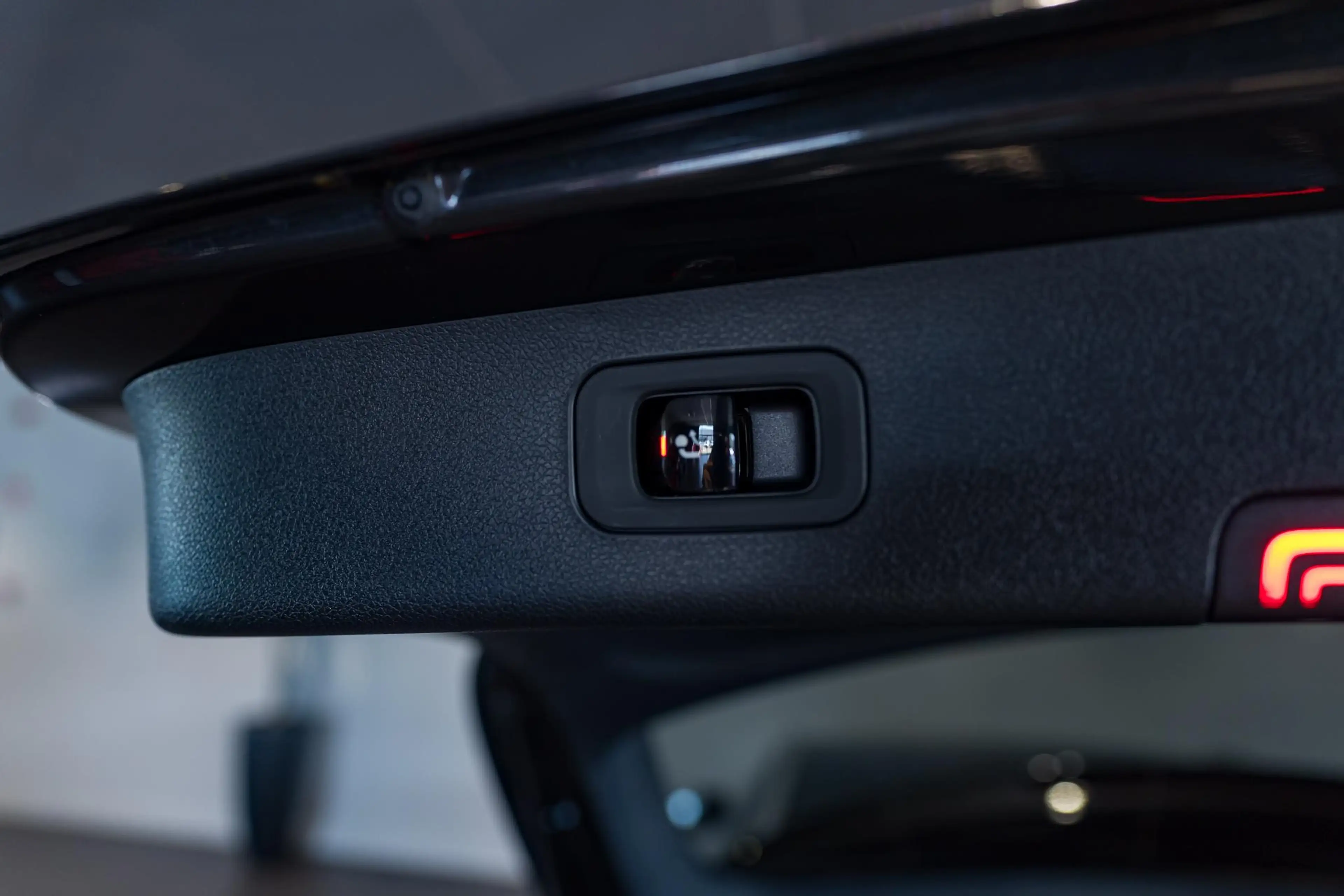 Mercedes-Benz E 300 300e AMG LINE Estate | SoH 99,14% | BURMESTER | TR — photo 14