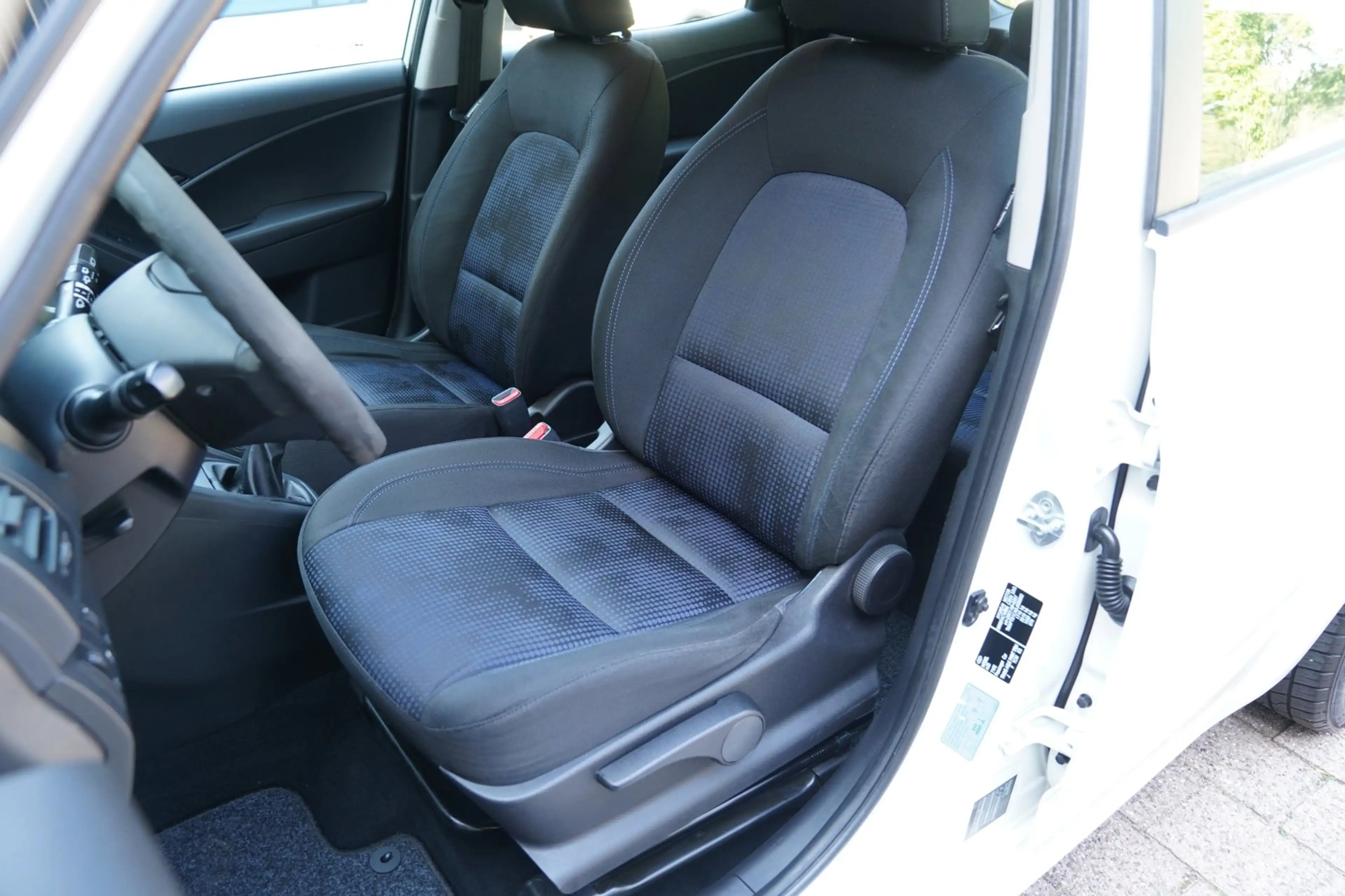 Hyundai iX20 1.4i i-Motion|Prijs rijklaar incl 12 mnd garantie| — photo 20