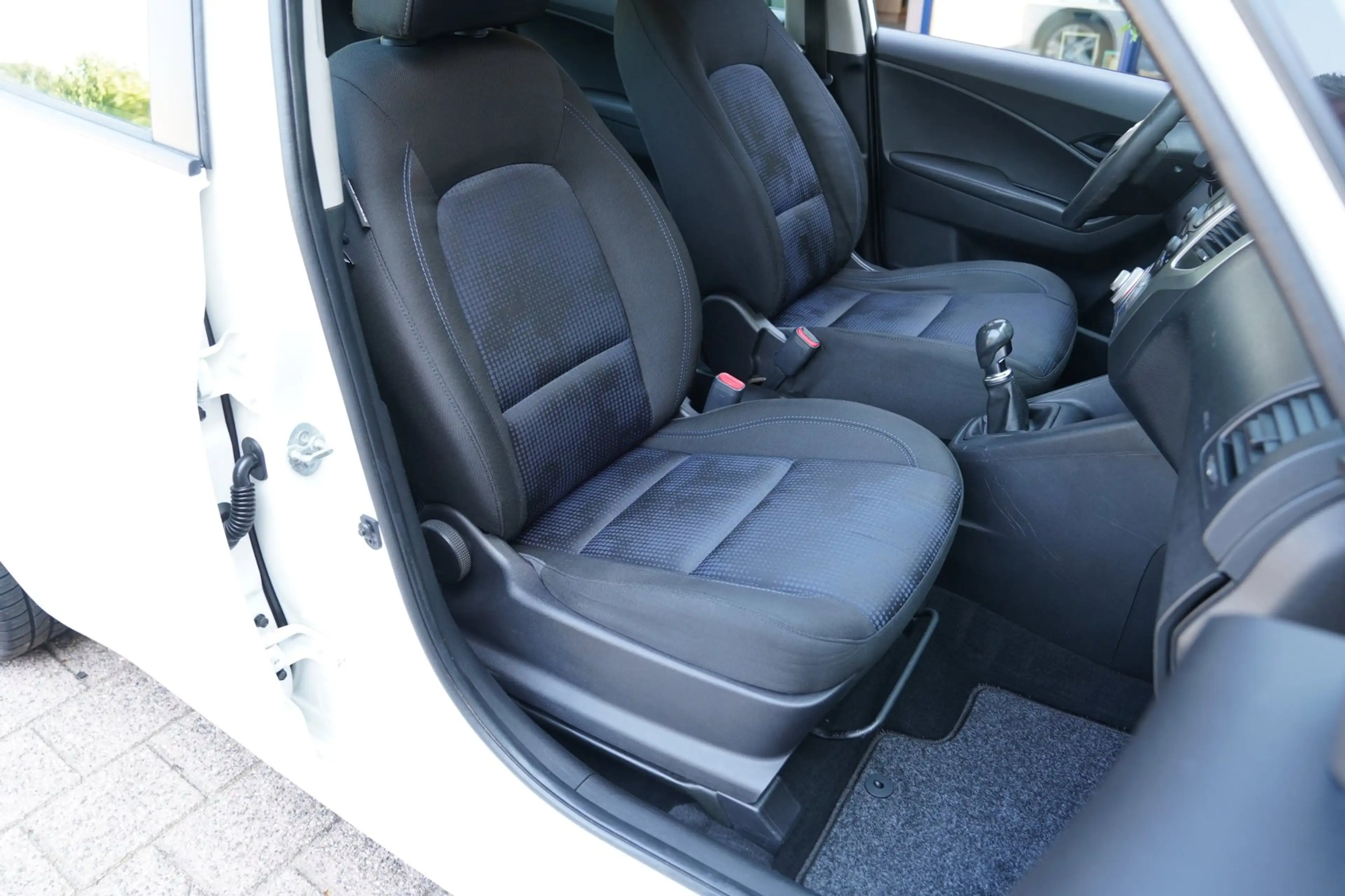 Hyundai iX20 1.4i i-Motion|Prijs rijklaar incl 12 mnd garantie| — photo 25
