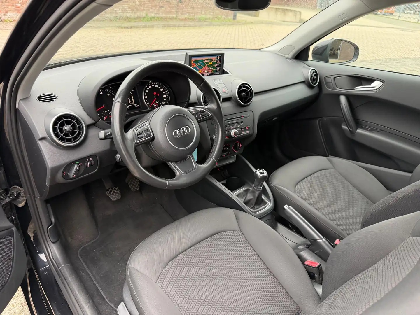 Audi A1 1.2 TFSI Attraction Pro Line Business Navi | Cruis Zwart - 2