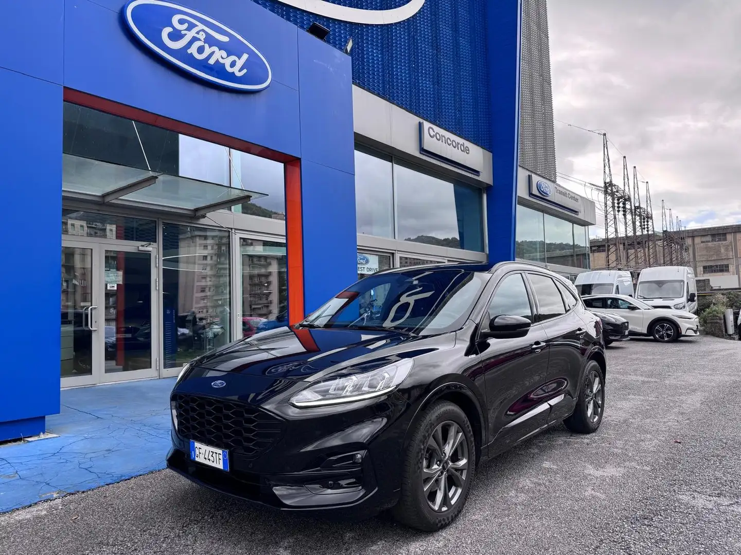 Ford Kuga Kuga 1.5 ecoblue ST-Line 2wd 120cv Zwart - 1