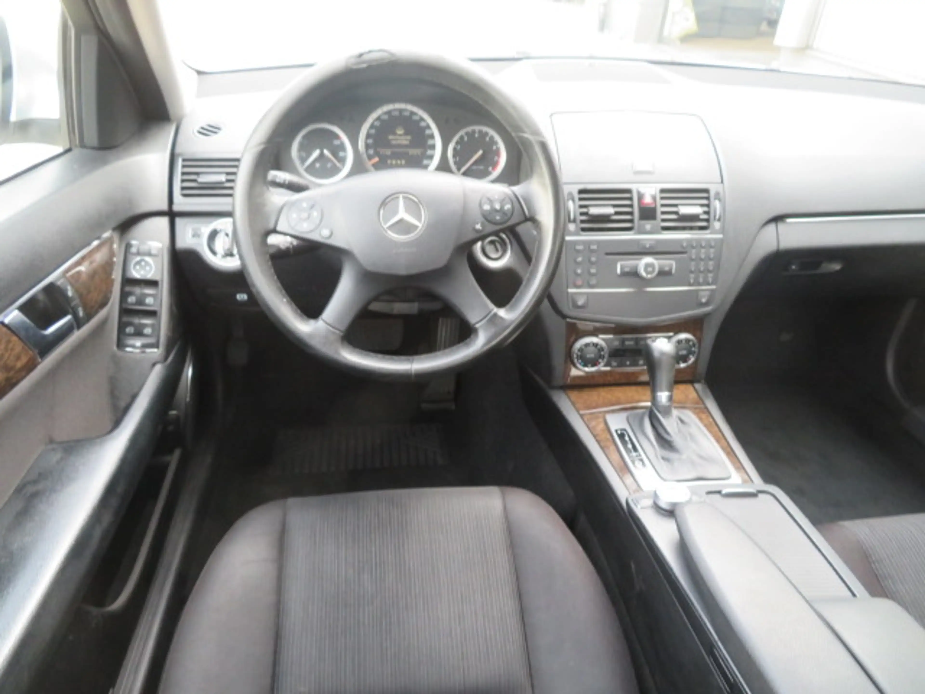 Mercedes-Benz C 200 C-Klasse Kompressor Automatik Classic — photo 8