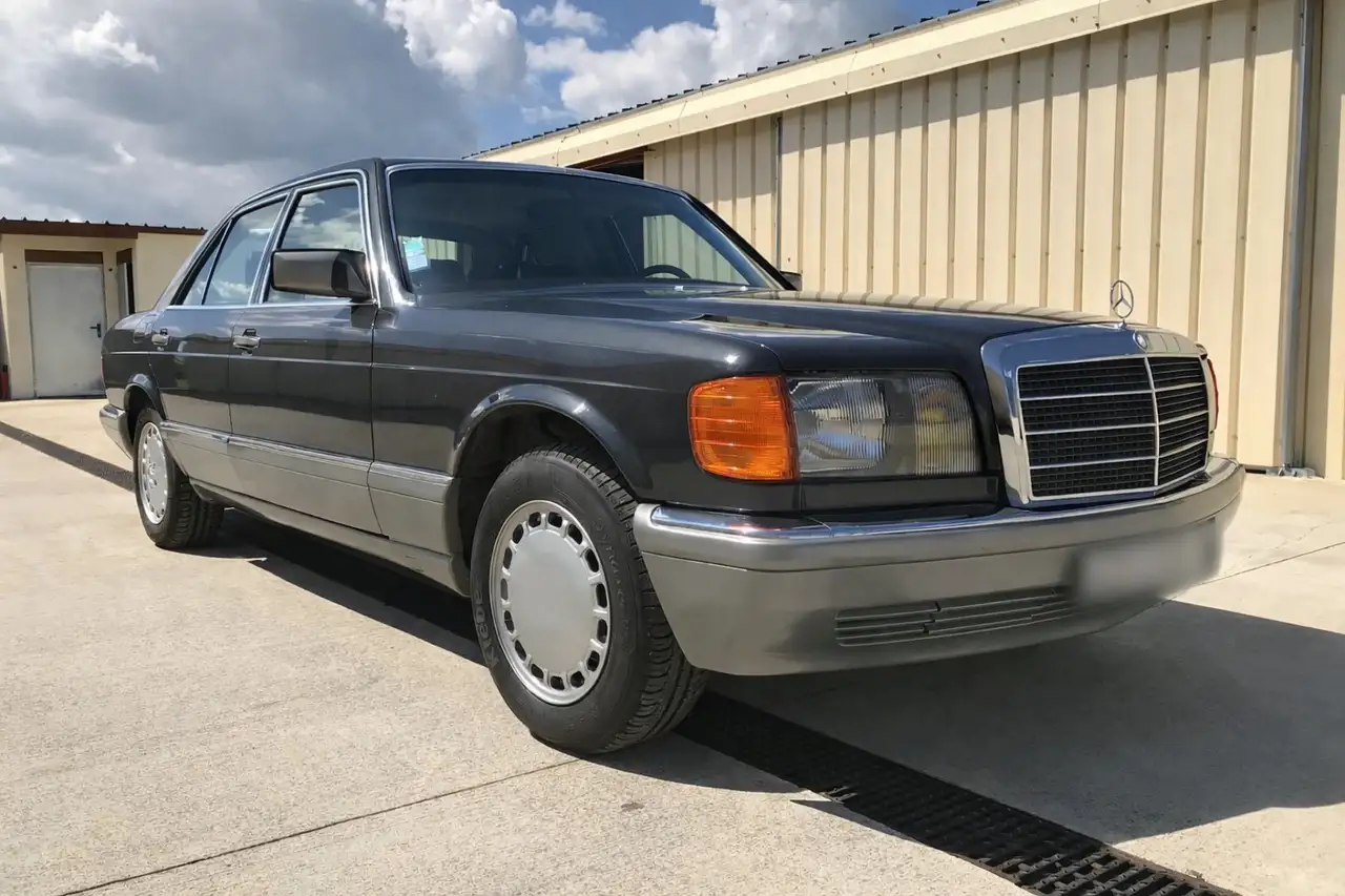 Mercedes-Benz S 420 SE, foto 1