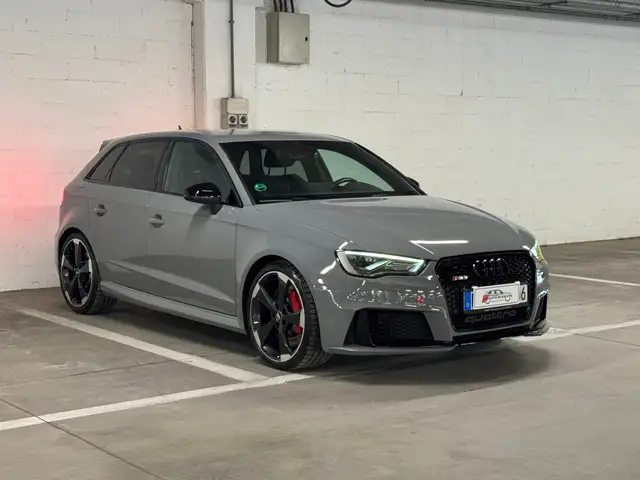 Audi RS3 Sportback 2.5 tfsi quattro s-tronic