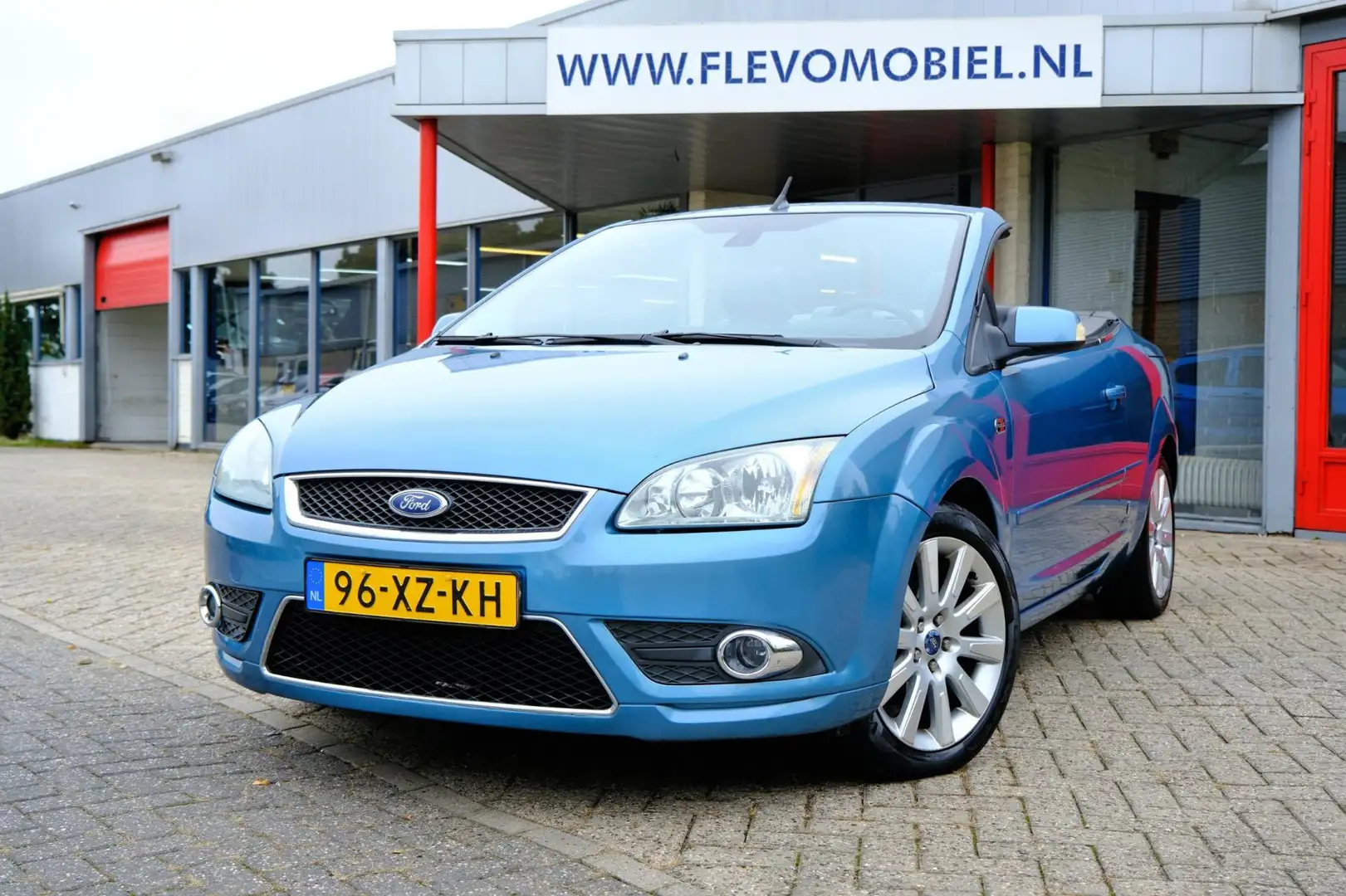 Ford Focus CC Coupé-Cabriolet 2.0-16V Titanium Aut. Leder|Clima| Blauw - 1