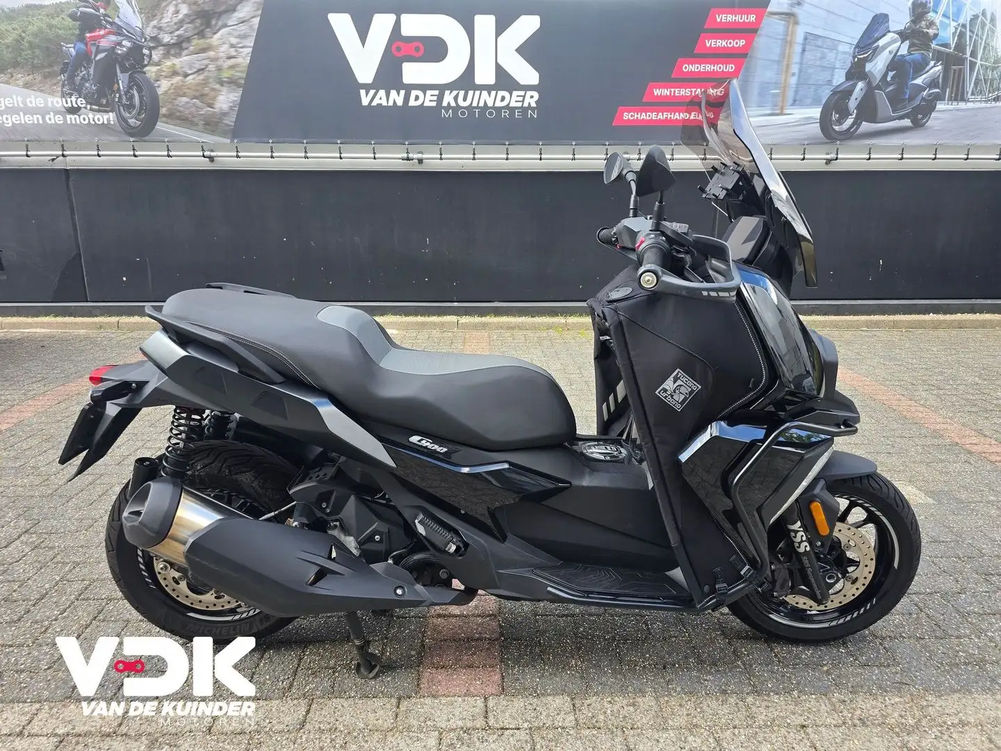 BMW C 400 X Zwart - 1