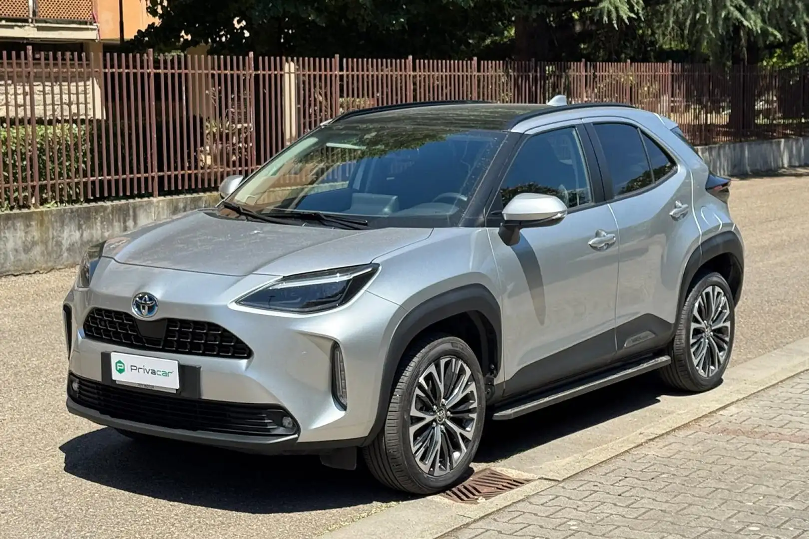 Toyota Yaris Cross Yaris Cross 1.5 Hybrid 5p. E-CVT Lounge Argento - 1