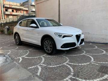 Stelvio 2022 2.2 t Business Q4 190cv auto