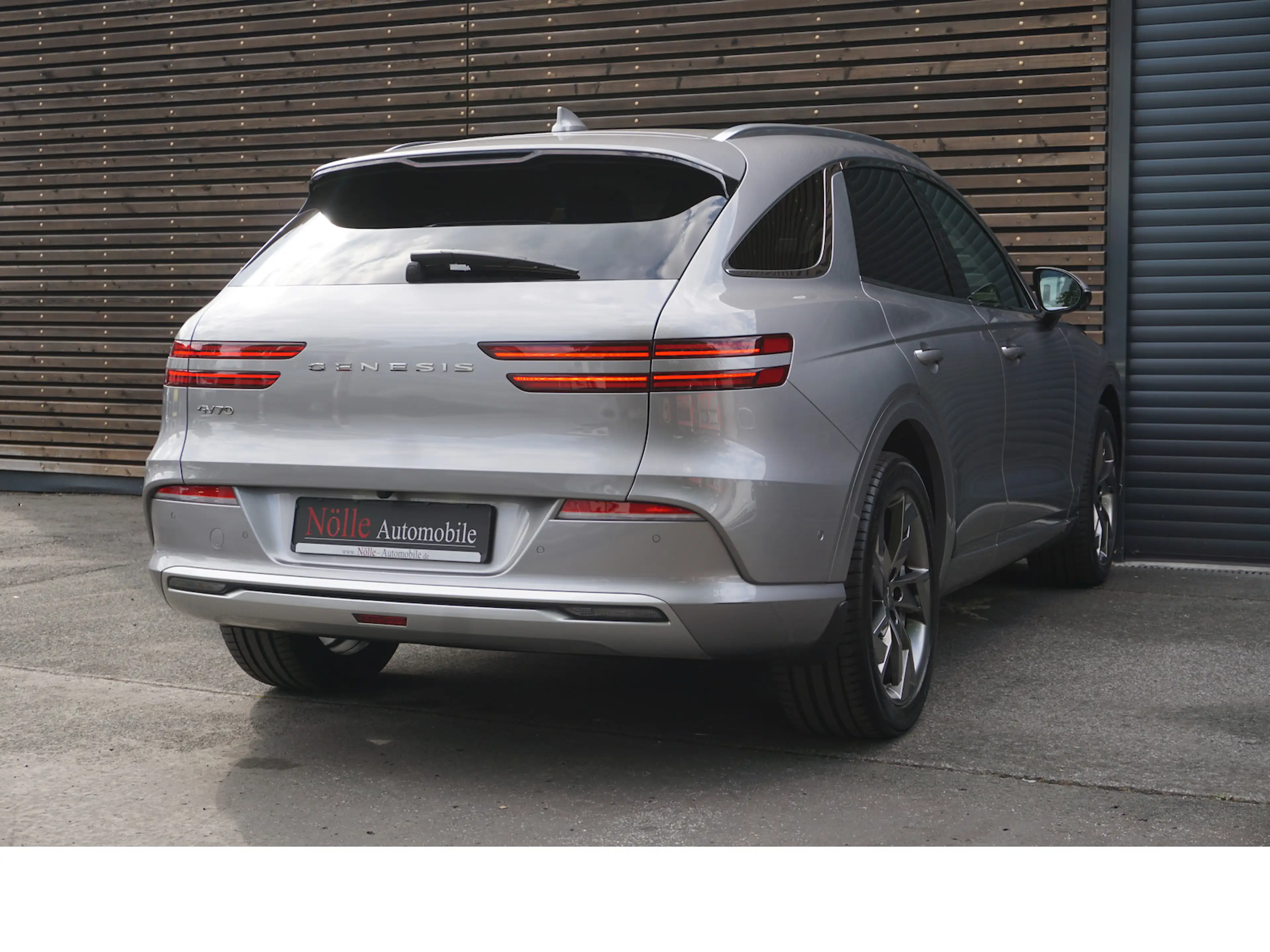 Genesis GV70 Sport Electrified 4WD Pano Massage 360° — photo 6