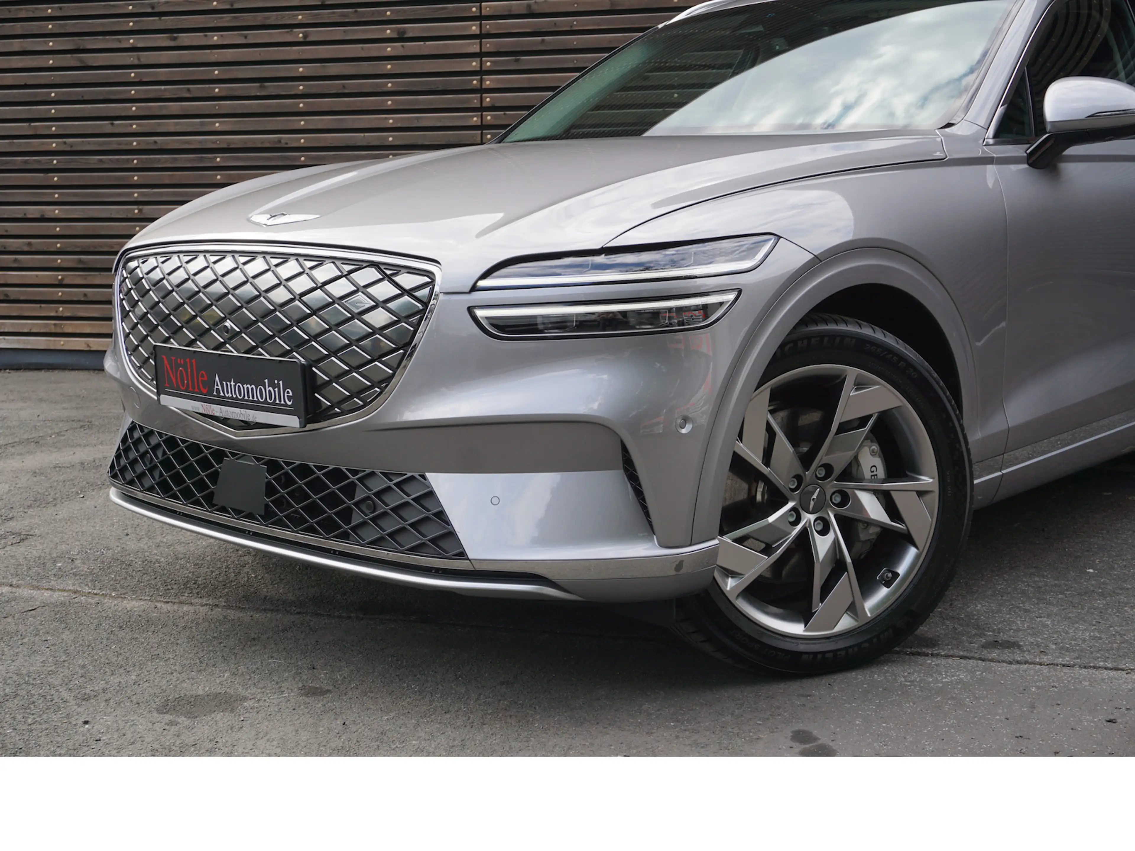 Genesis GV70 Sport Electrified 4WD Pano Massage 360° — photo 2