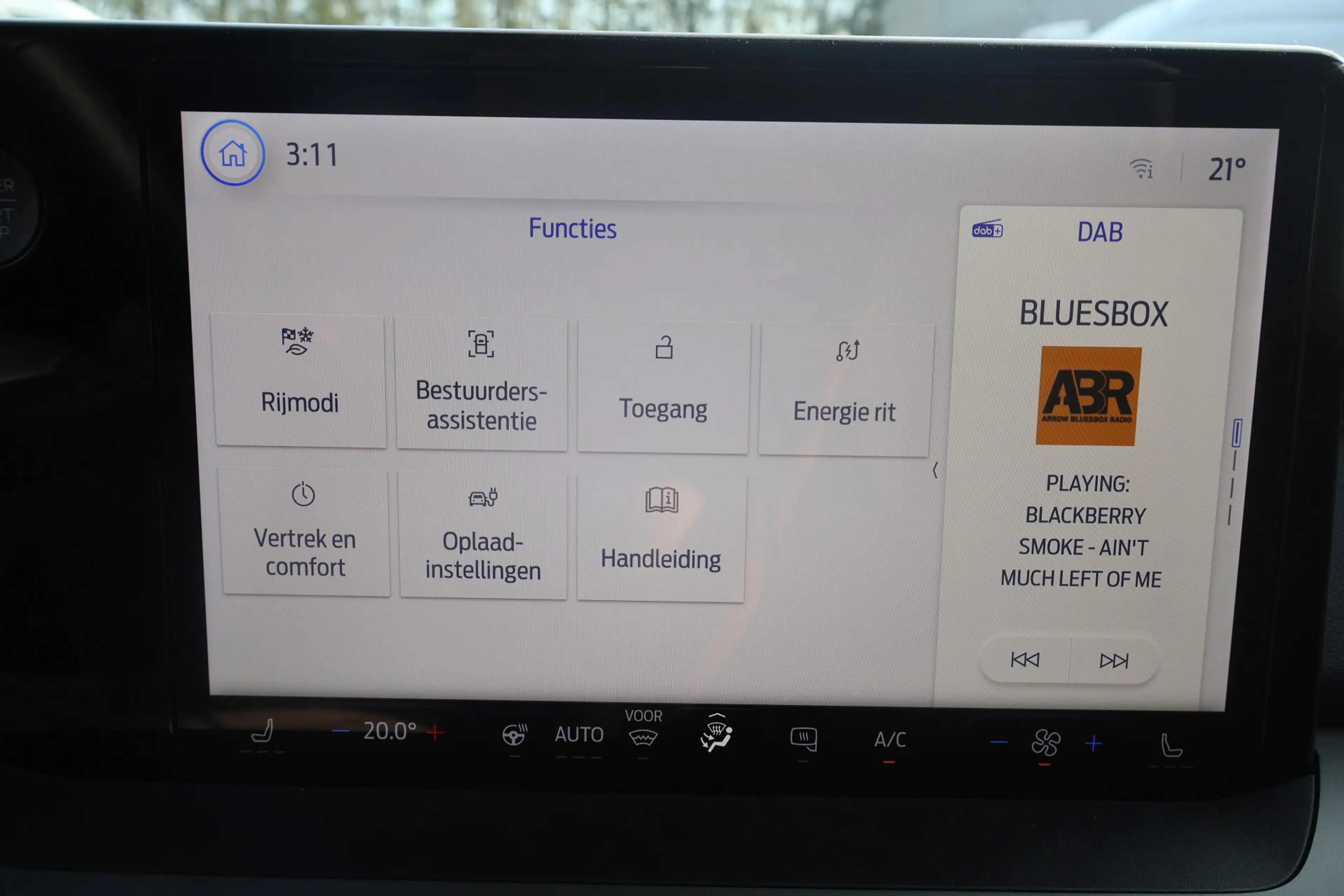 Ford Transit Courier E-Transit Limited 44 kWh Navigatie Airco — photo 21