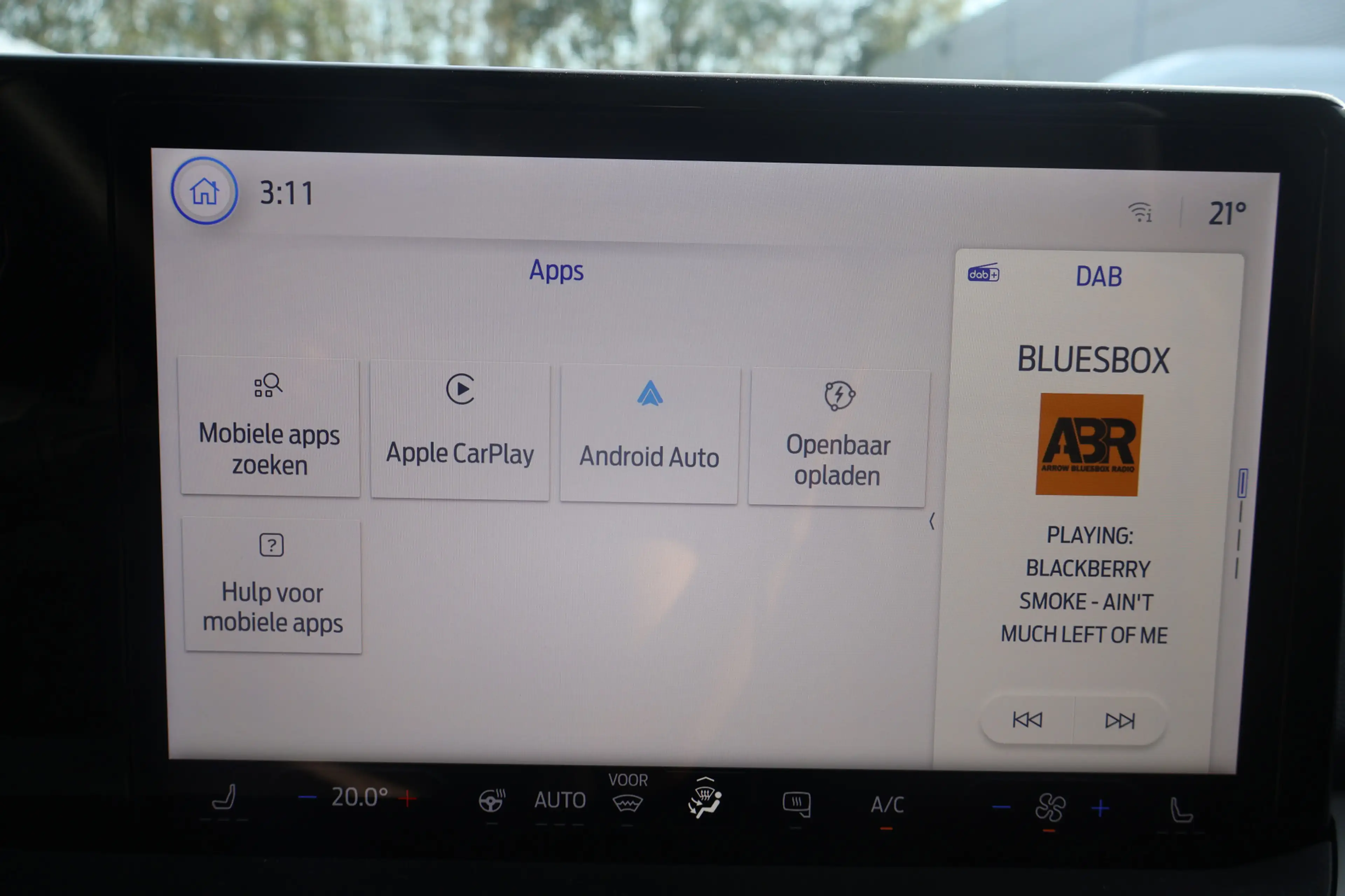 Ford Transit Courier E-Transit Limited 44 kWh Navigatie Airco — photo 22