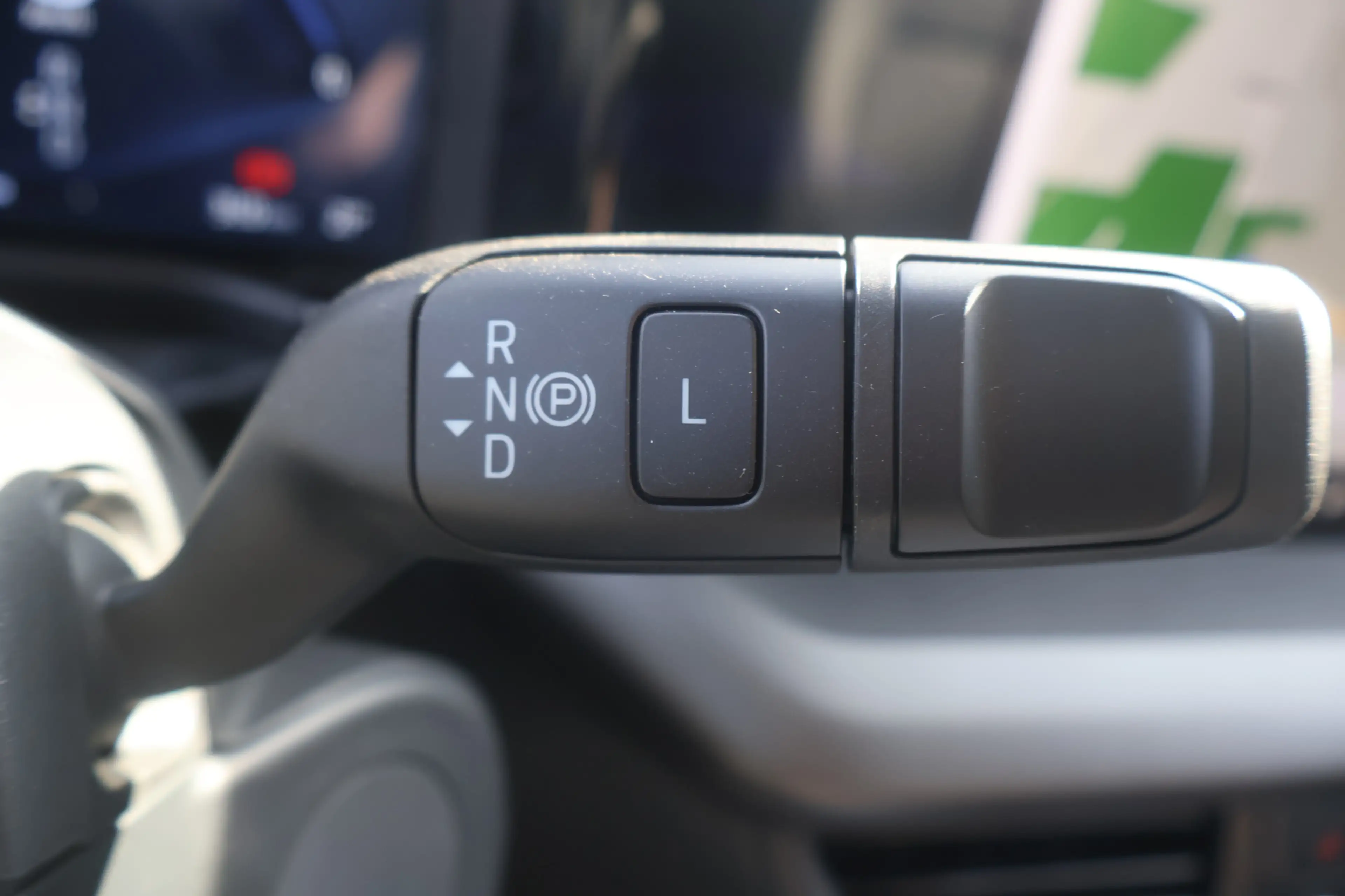 Ford Transit Courier E-Transit Limited 44 kWh Navigatie Airco — photo 28