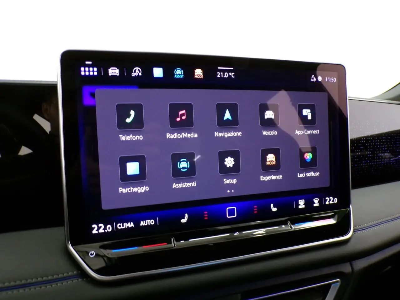 Volkswagen Tiguan III - Tiguan 2.0 tdi R-Line 150cv dsg 16