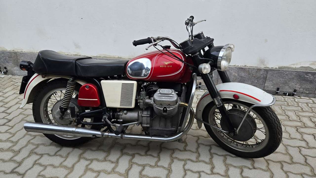 Moto Guzzi V 7 EPOCA