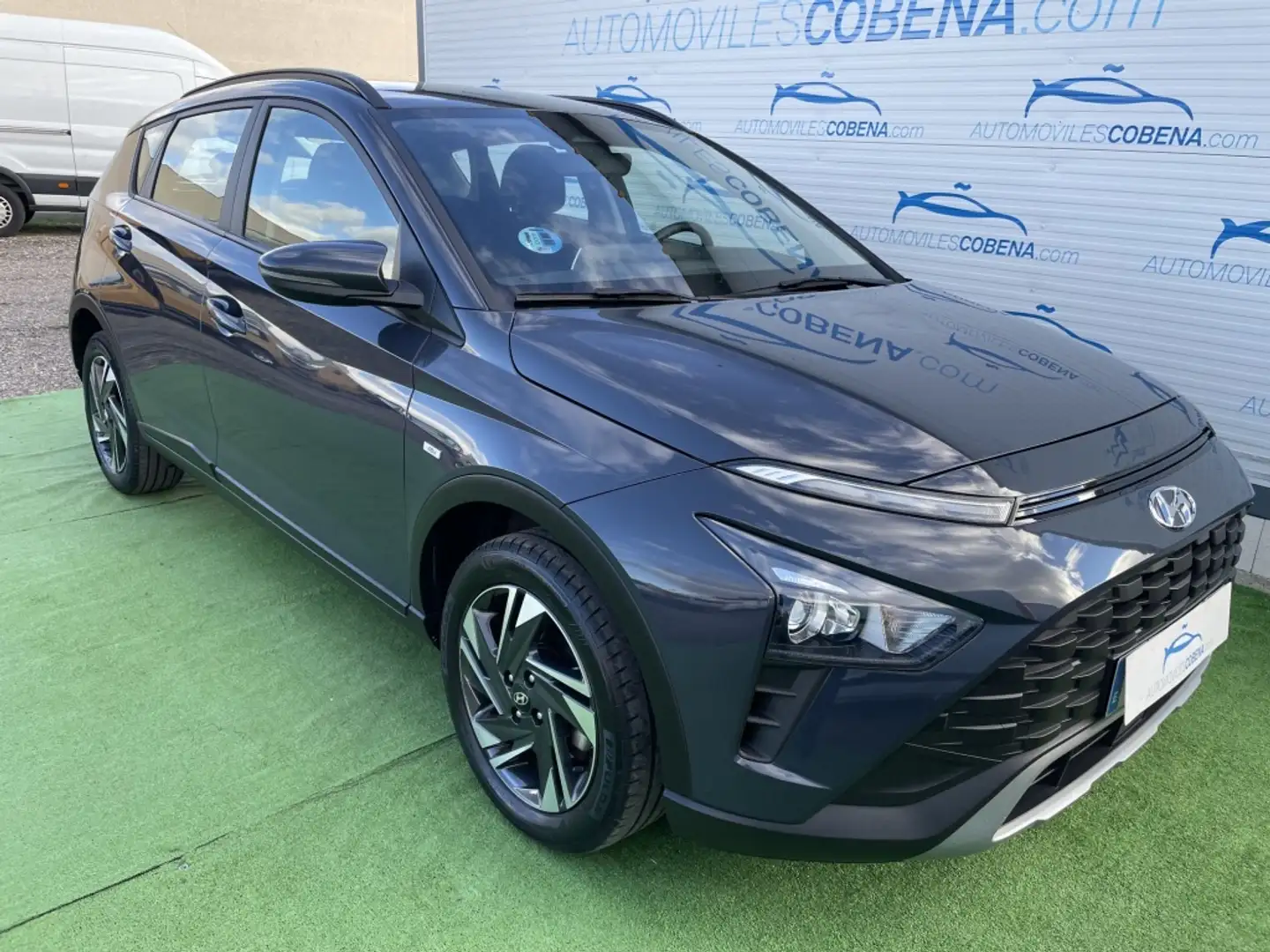 Hyundai BAYON 1.0 TGDI 48V Maxx Gris - 1