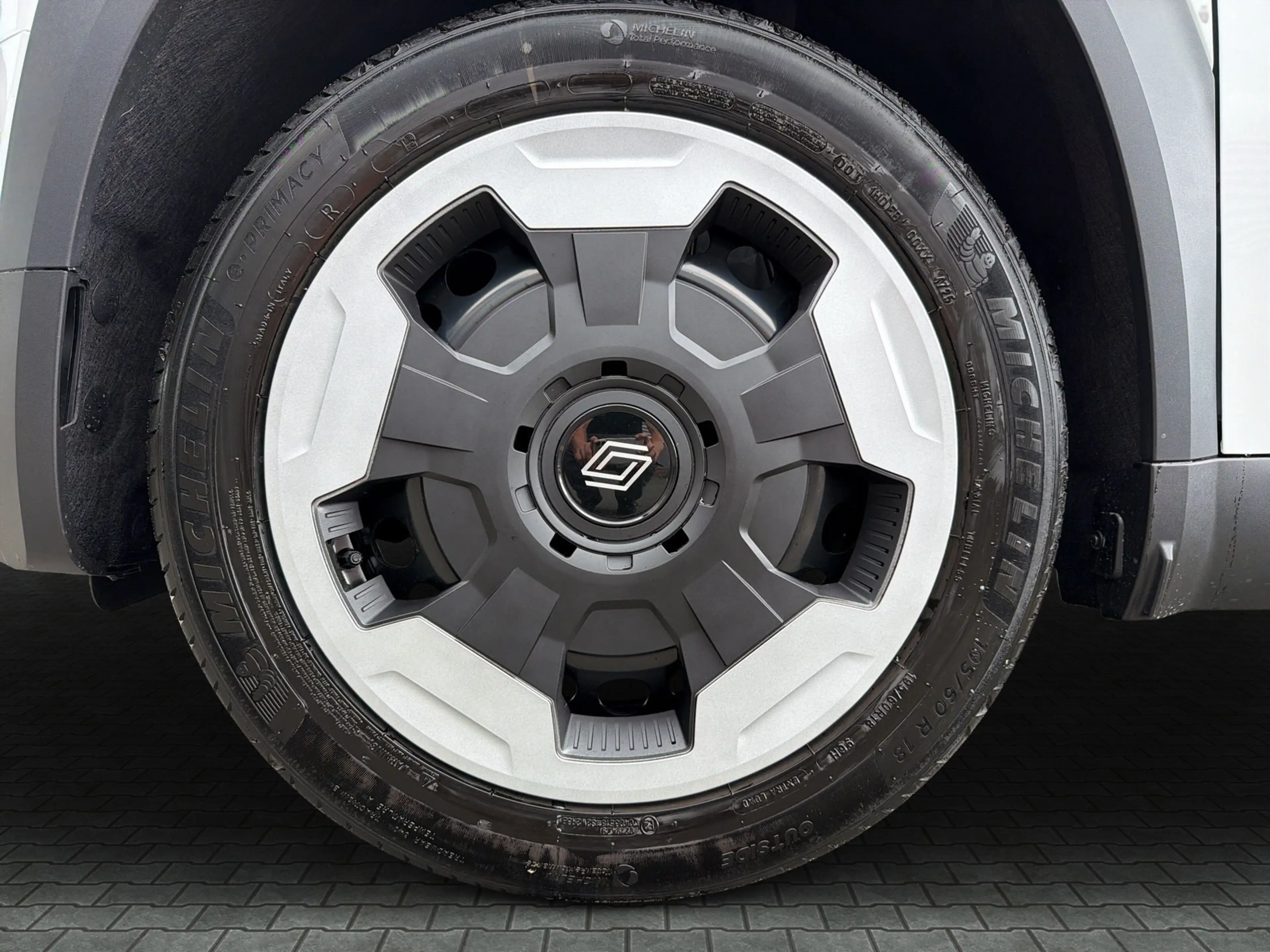 Renault R 4 E-Tech elektrisch Evolution 120 Urban Range — photo 12