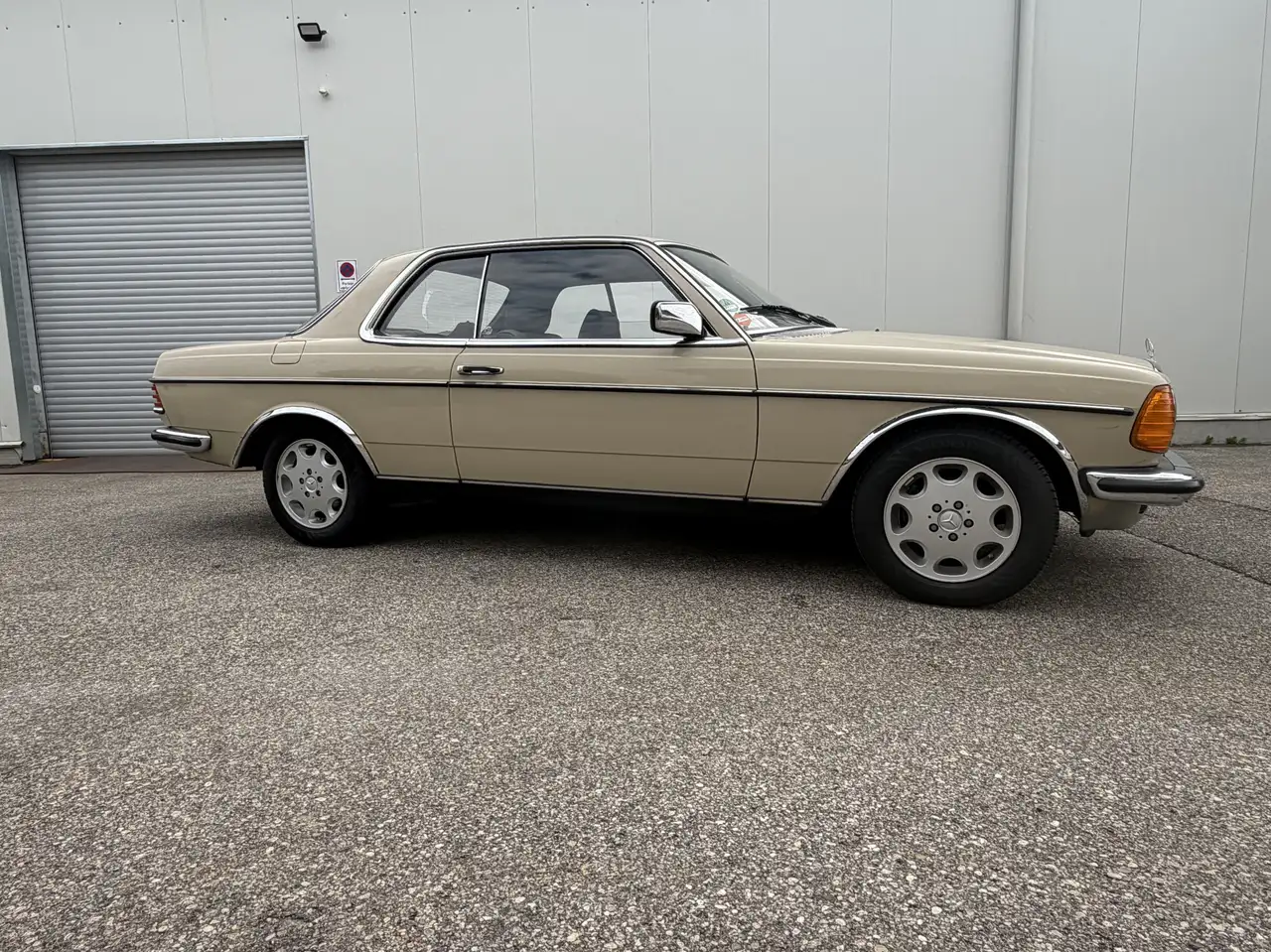 Mercedes-Benz CE 280 Coupé C123E28, foto 11