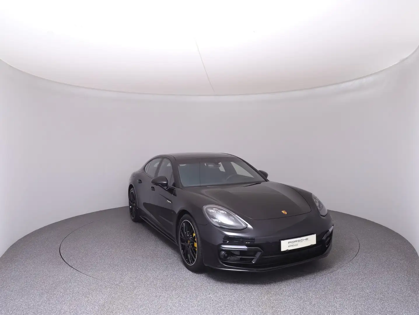 Porsche Panamera Turbo S E-Hybrid Schwarz - 2