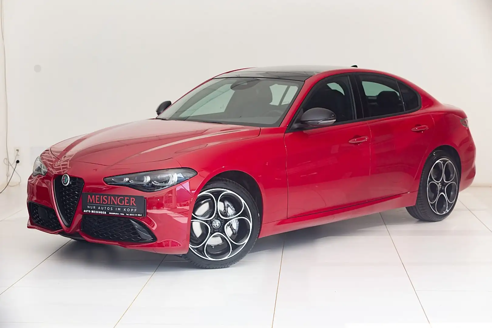 Alfa Romeo Giulia Veloce 2,0 16V 280 AT8 Q4 Rot - 1