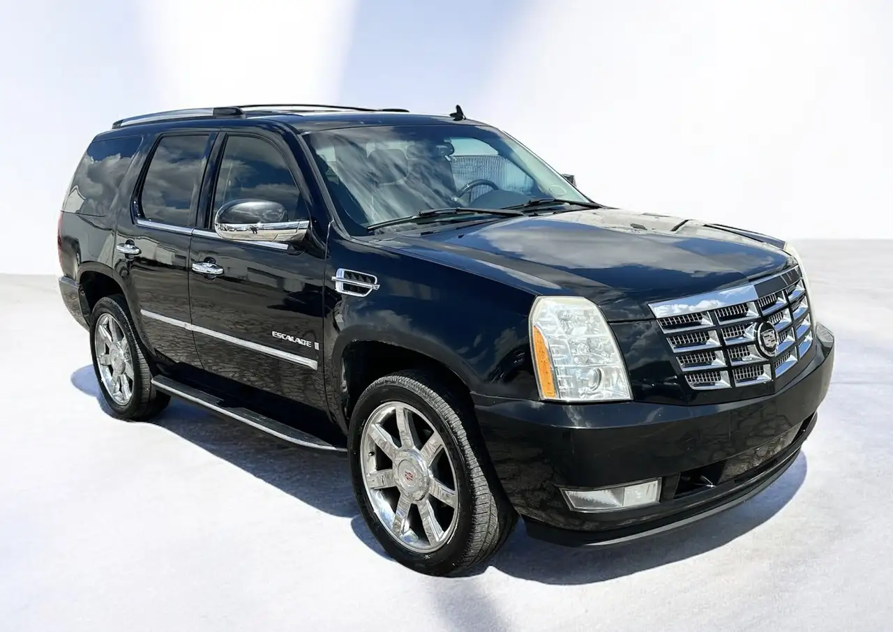 Cadillac Escalade снимка Cadillac Escalade