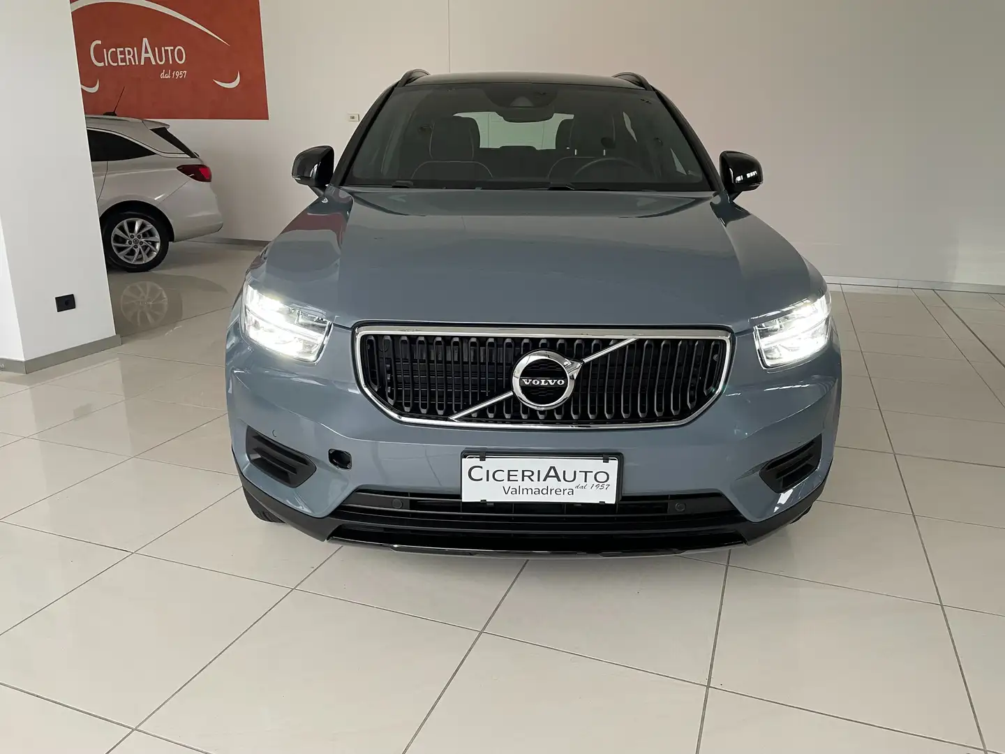 Volvo XC40 XC40 1.5 t5 phev R-design auto my21 Grigio - 2