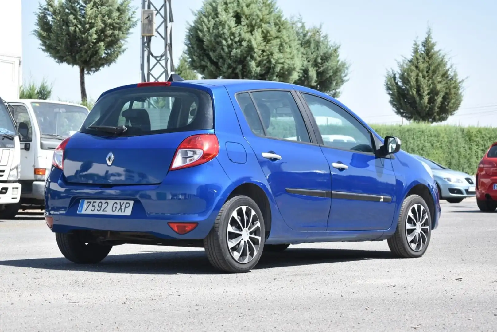Renault Clio 1.2 Style Azul - 2