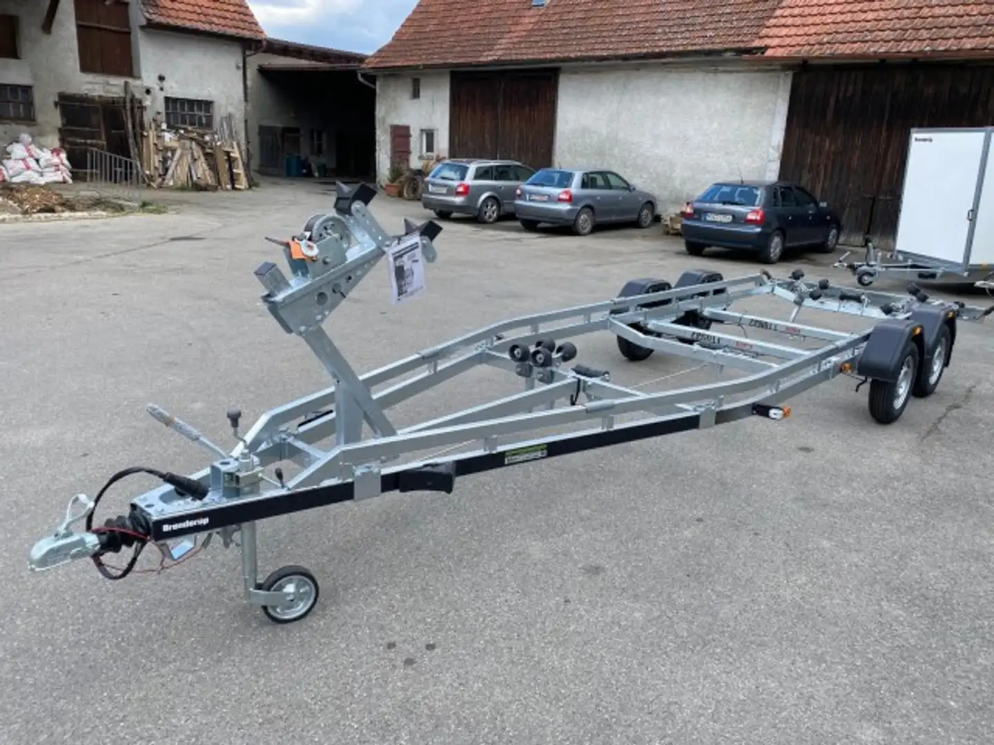 Brenderup Premium Bootsanhänger 242000TB SR mit Superrollen - 1