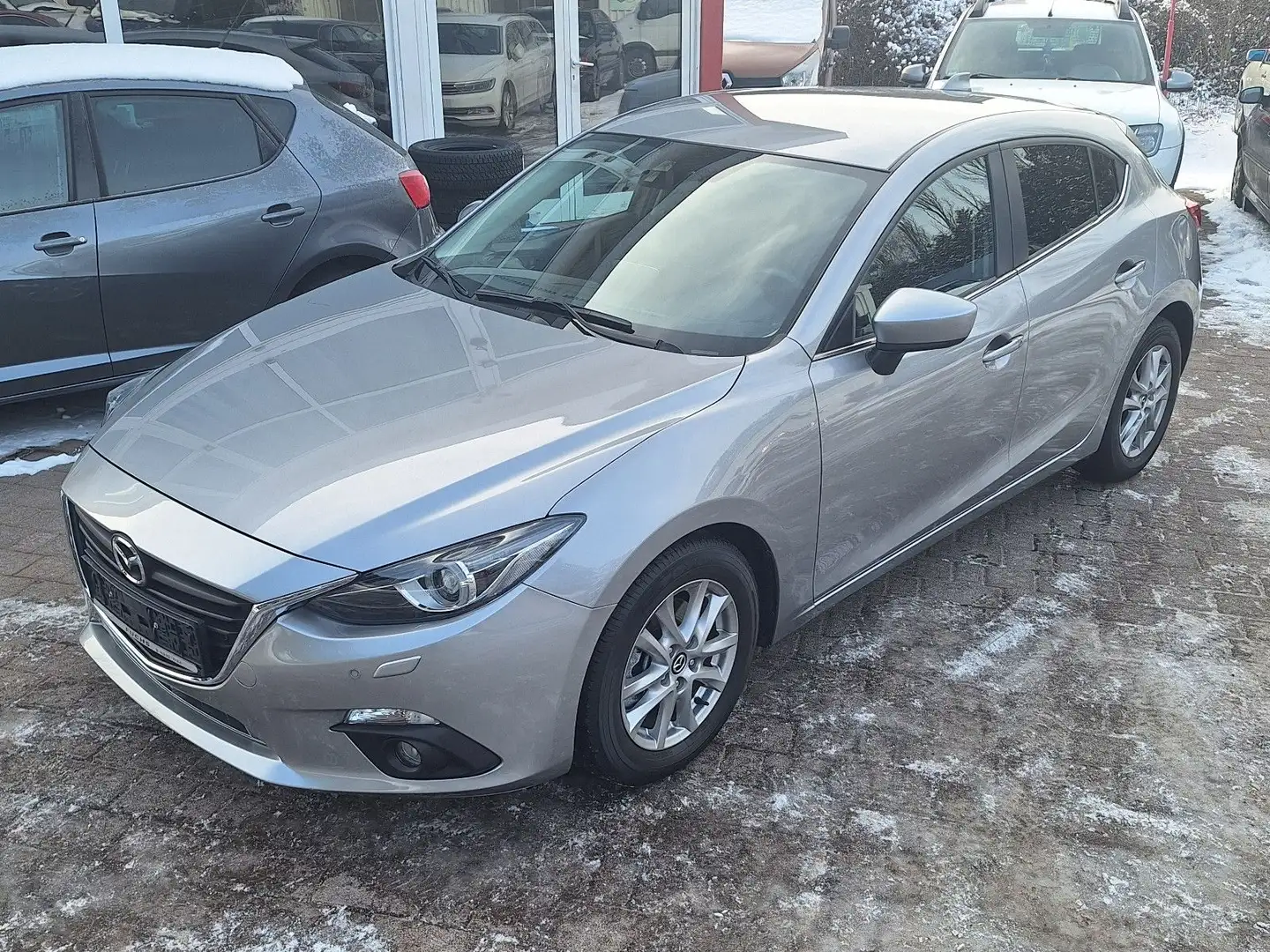 Mazda 3 2.0 Center-Line 1.Hand Automatik PDC Grau - 2