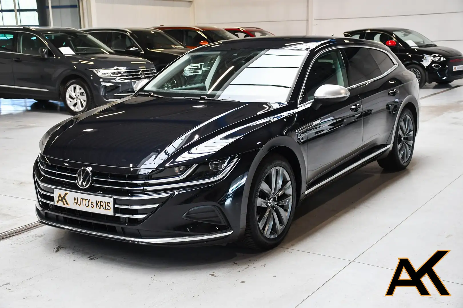 Volkswagen Arteon SB 2.0 TDi SCR Elegance DSG - ALCANTARA / NAVI Zwart - 1