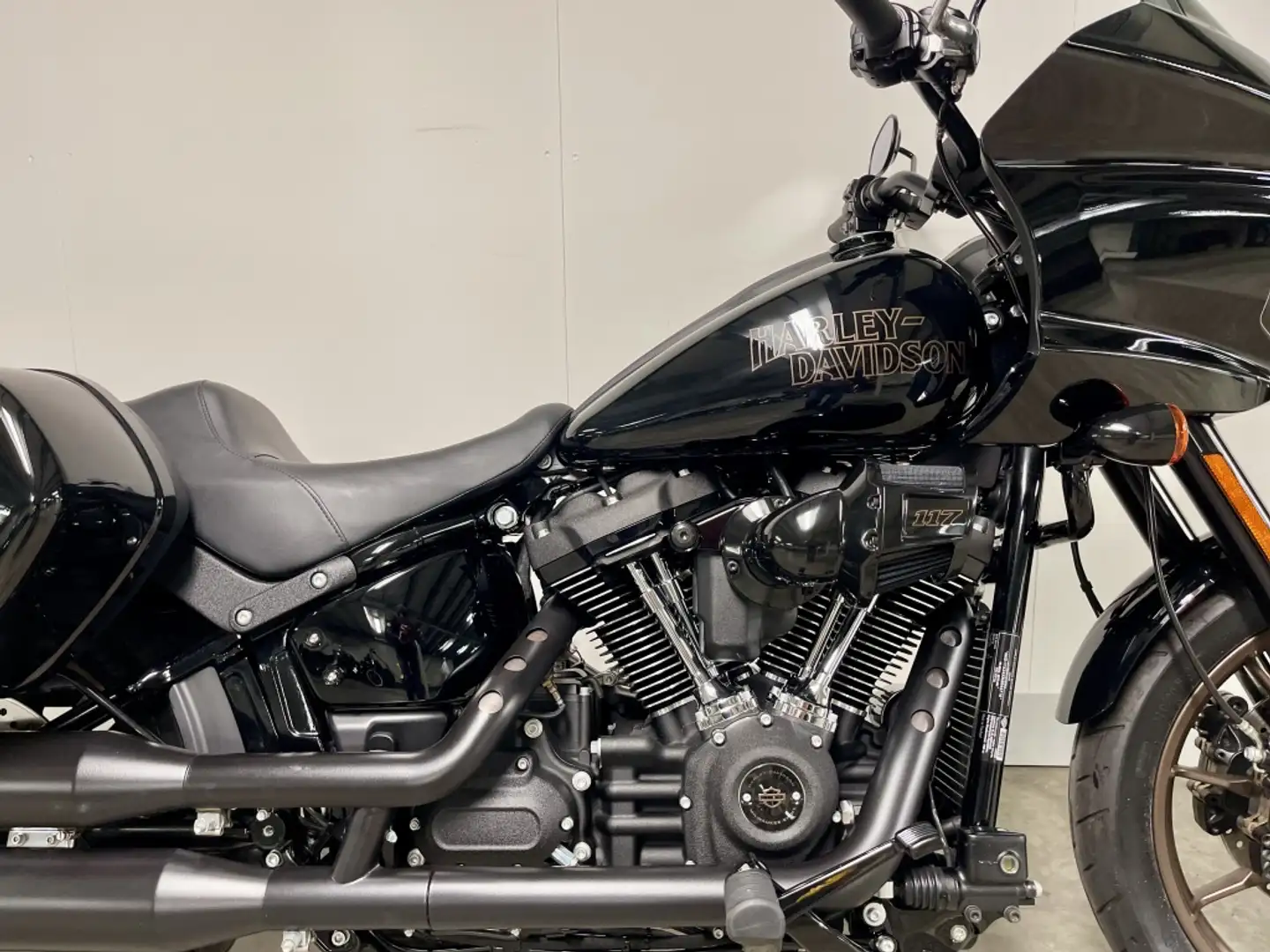 Harley-Davidson Low Rider SOFTAIL FXLRST ST Negru - 2