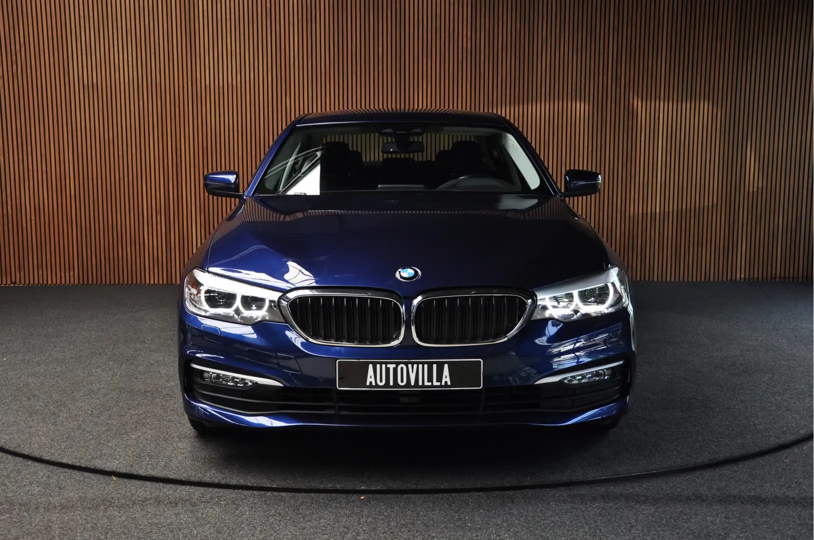 BMW 530 5-serie 530i Aut. Navi Climate Bi-Xenon PDC LM vel Bleu - 2