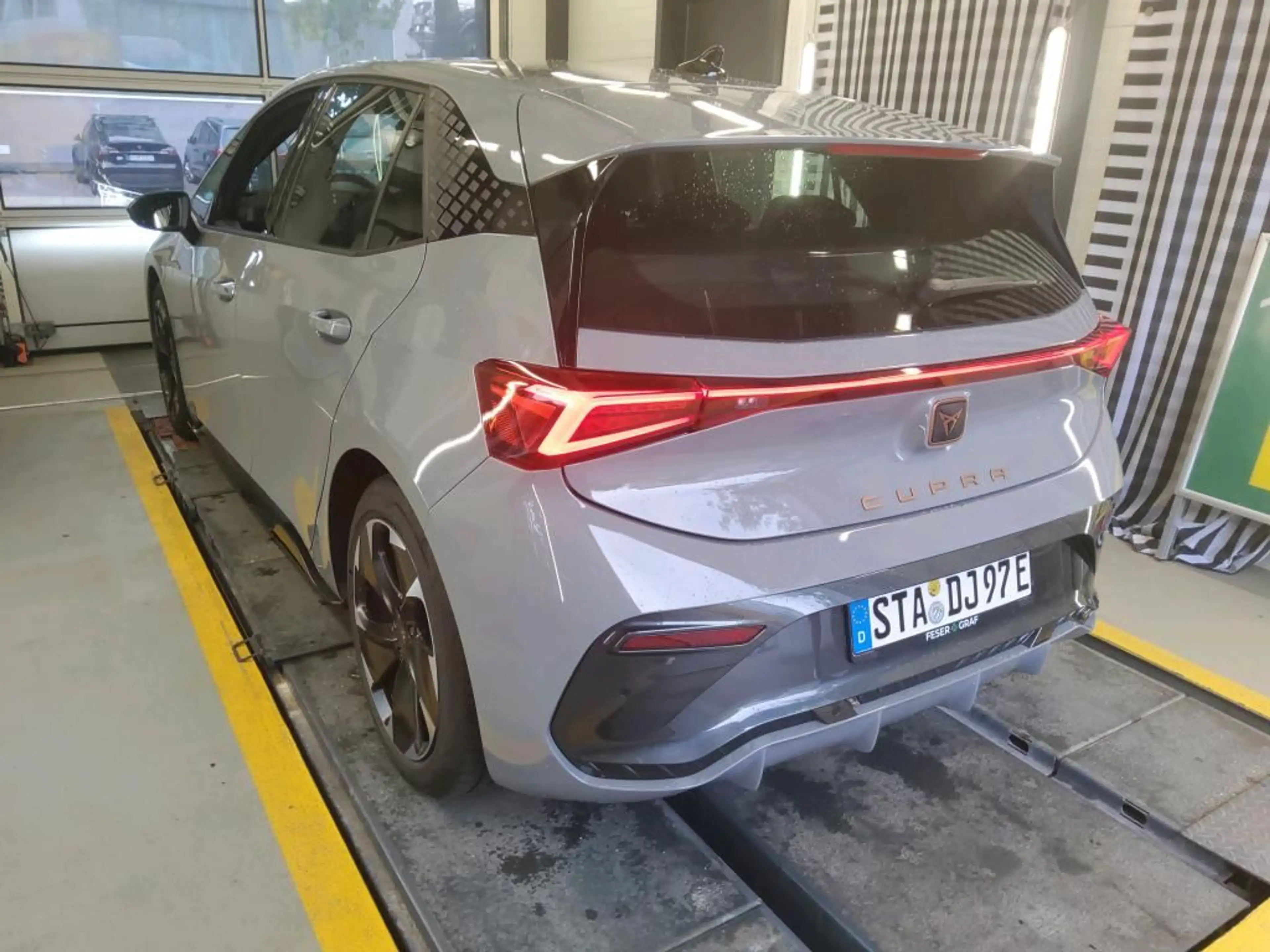 CUPRA Born 63/58 kWh S+LR-Hzg. — photo 3