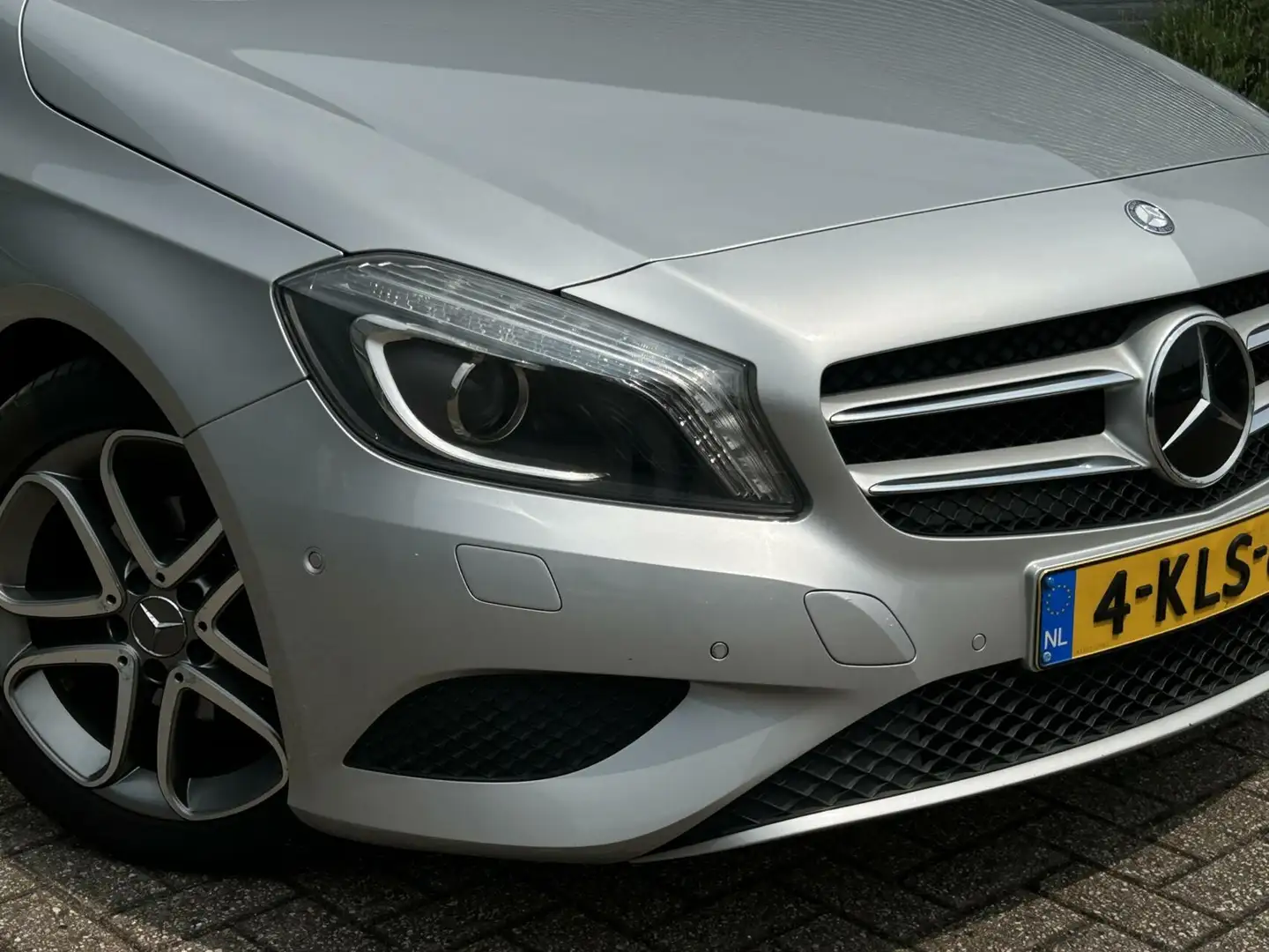 Mercedes-Benz A 180 Edition Navigatie BJ`13 NAP NL Navi LED Grey - 2