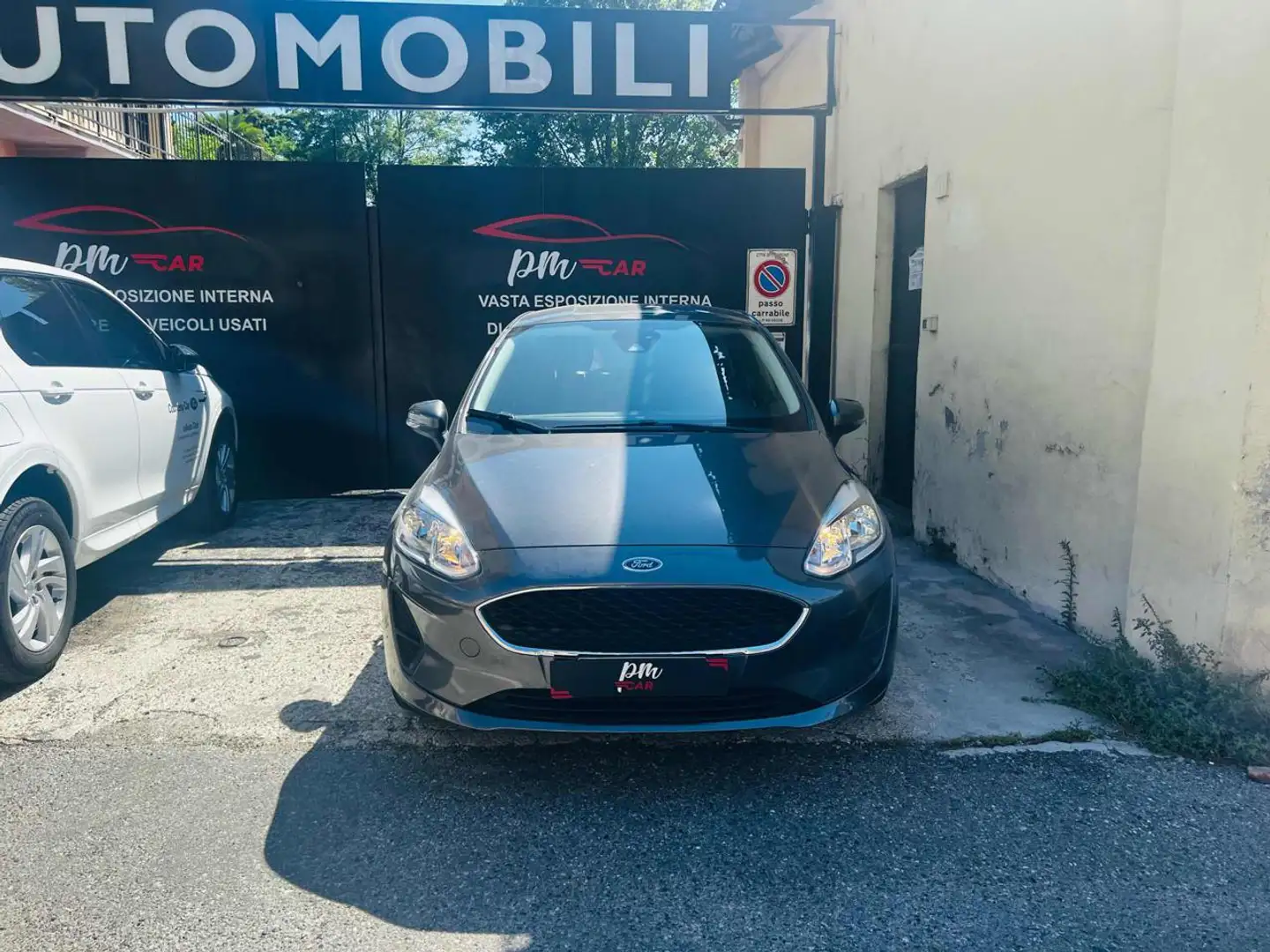 Ford Fiesta 1.1 85 CV 5 porte ST-Line Gris - 1