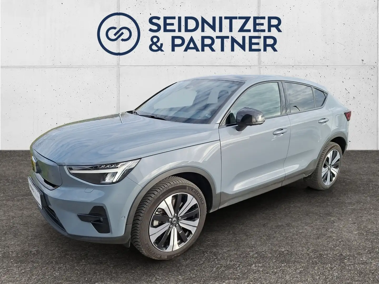 Volvo C40 Twin Ultimate Pure Electric AWD Grijs - 1