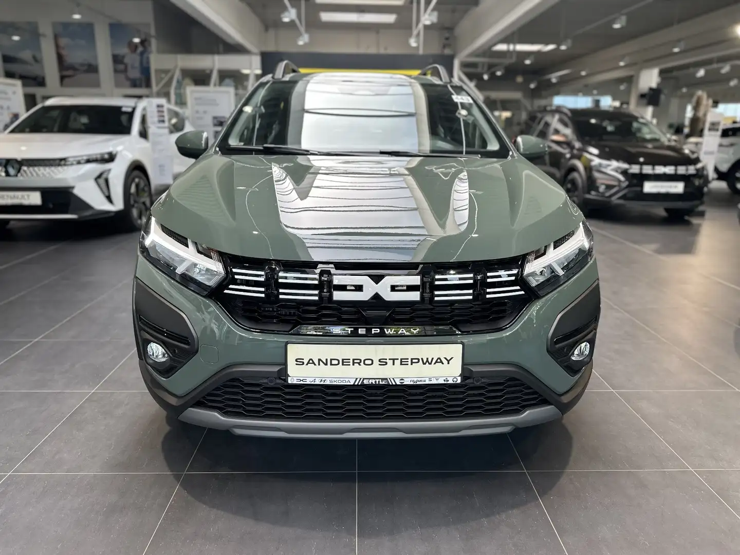 Dacia Sandero Expression TCe 90 Stepway Grau - 2