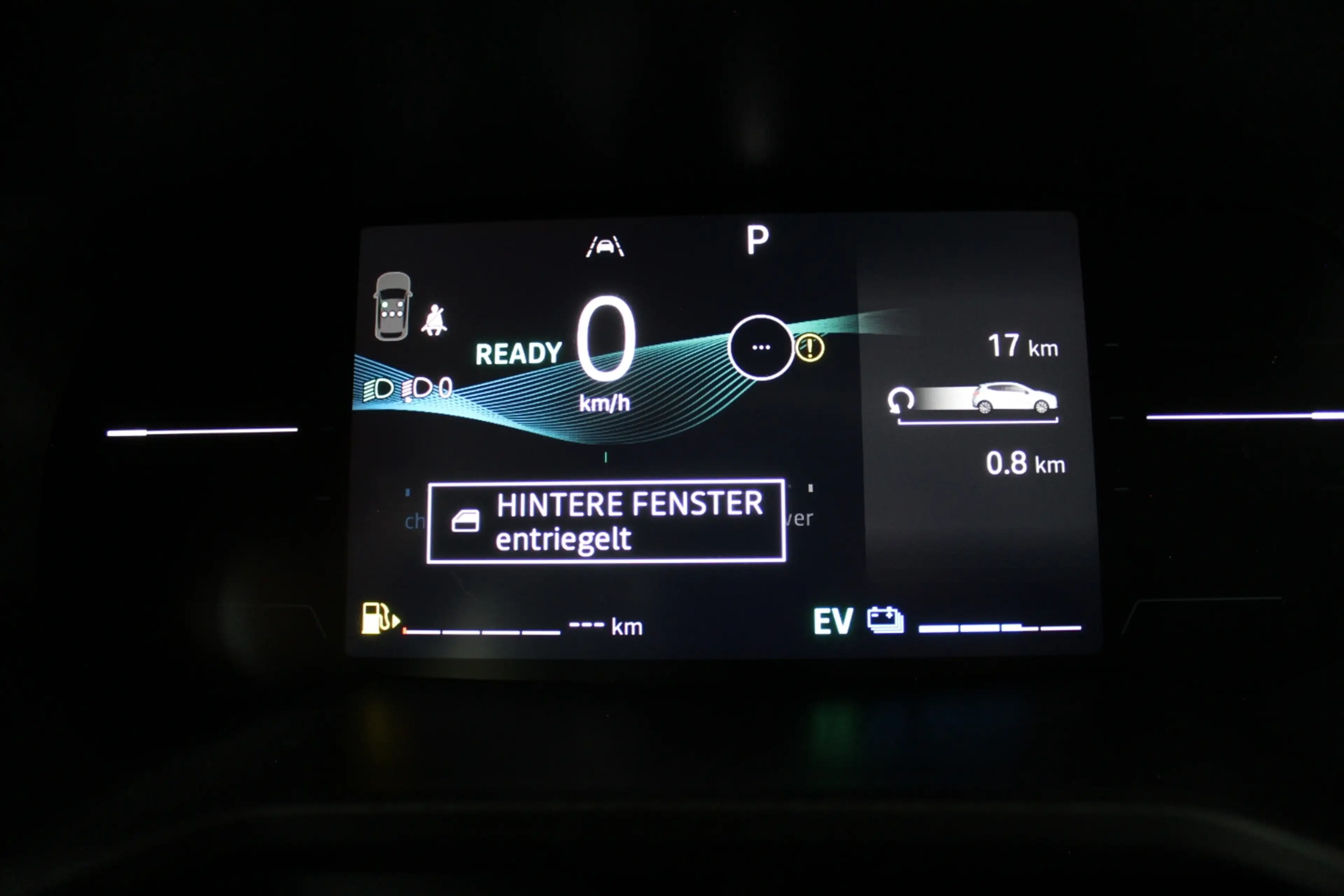 Mitsubishi Colt PLUS 1.6 Hybrid Automatik — photo 14
