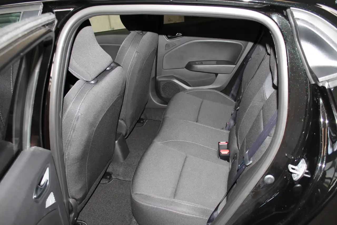Mitsubishi Colt 2026 — фото 10