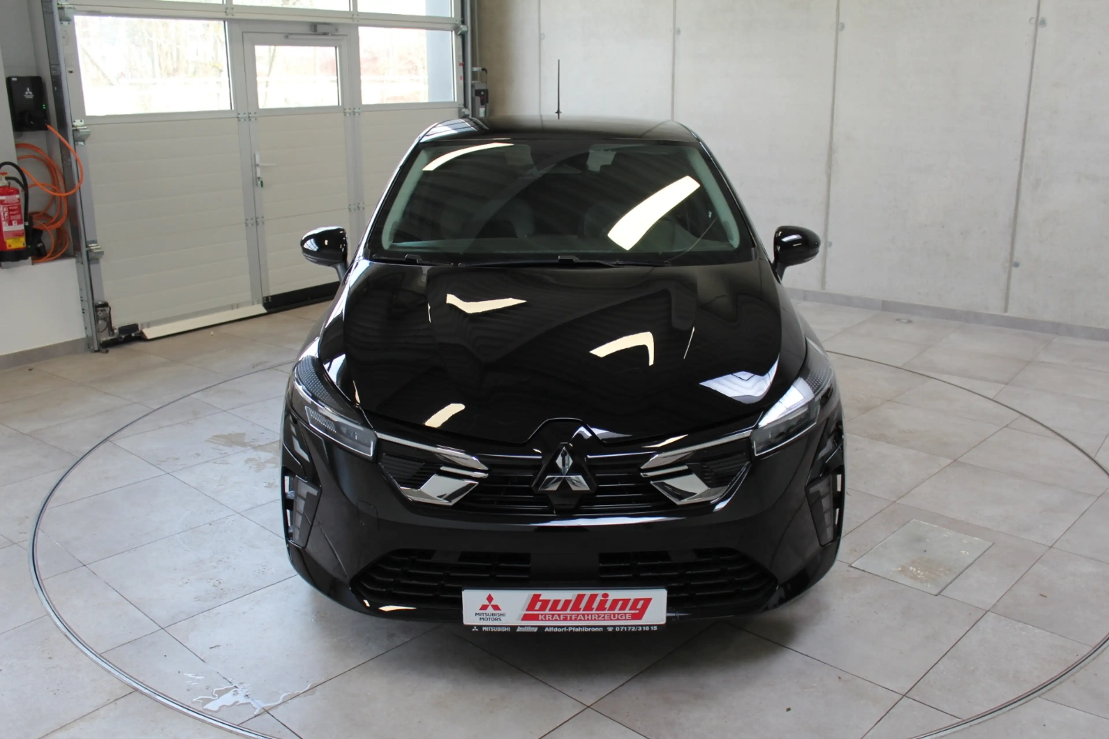 Mitsubishi Colt PLUS 1.6 Hybrid Automatik — photo 3