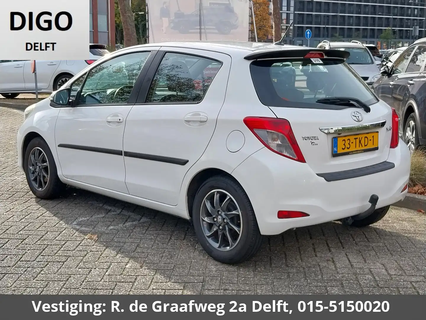 Toyota Yaris 1.0 VVT-i Aspiration Sport | Trekhaak | Camera | L Wit - 2