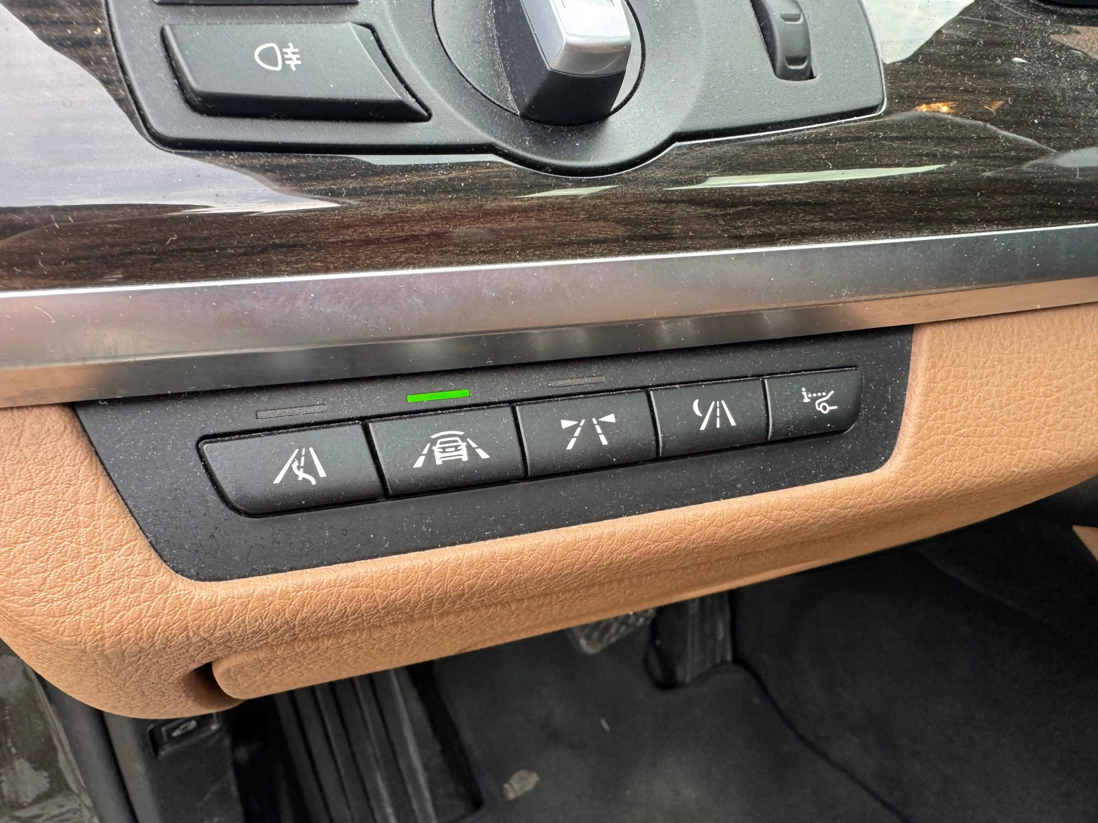 BMW 740 740da *Led*Nightvision*360*Lane-assist* — photo 11
