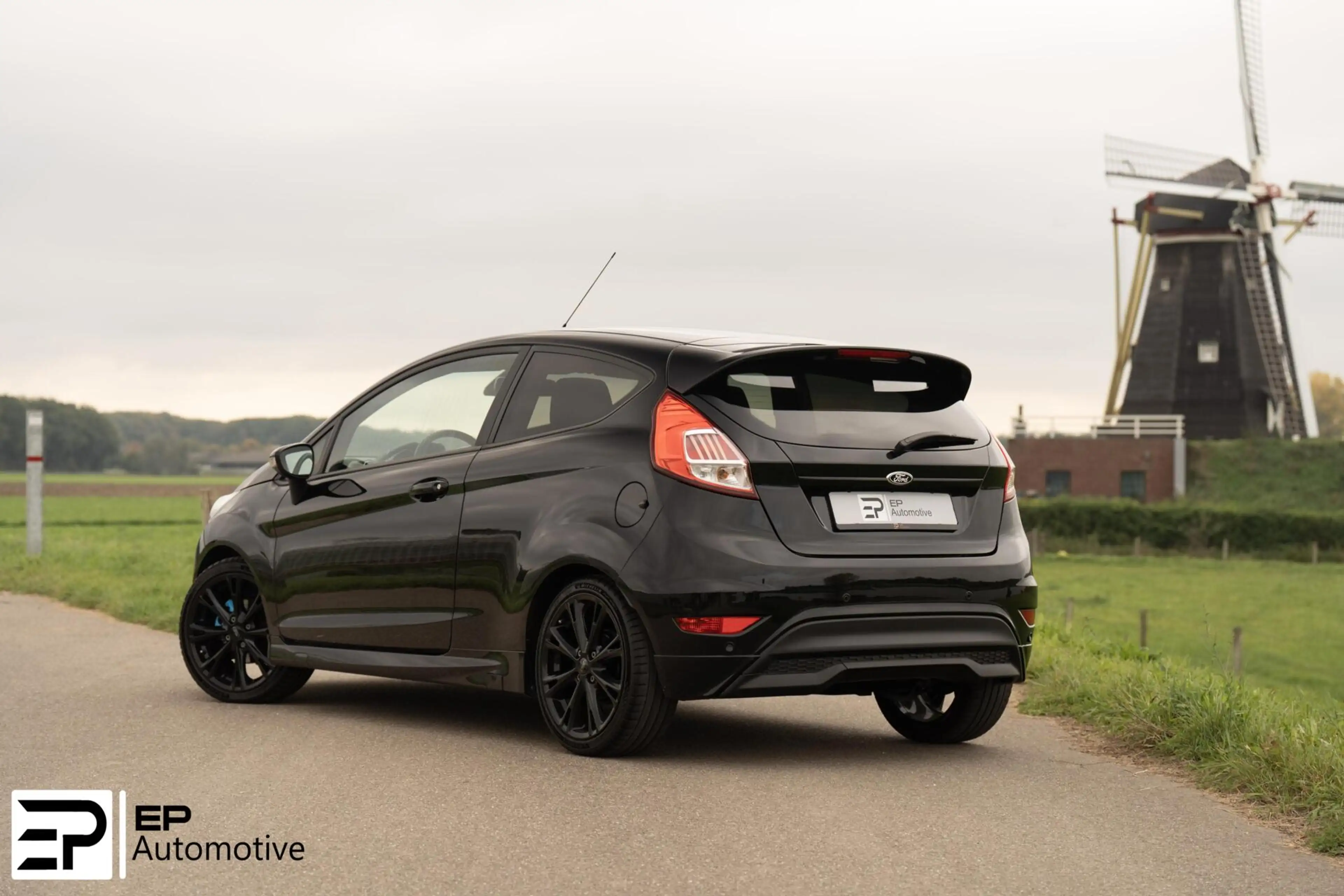 Ford Fiesta 1.0 EcoBoost Black Edition|PSensoor|17"|Cruise| — photo 19