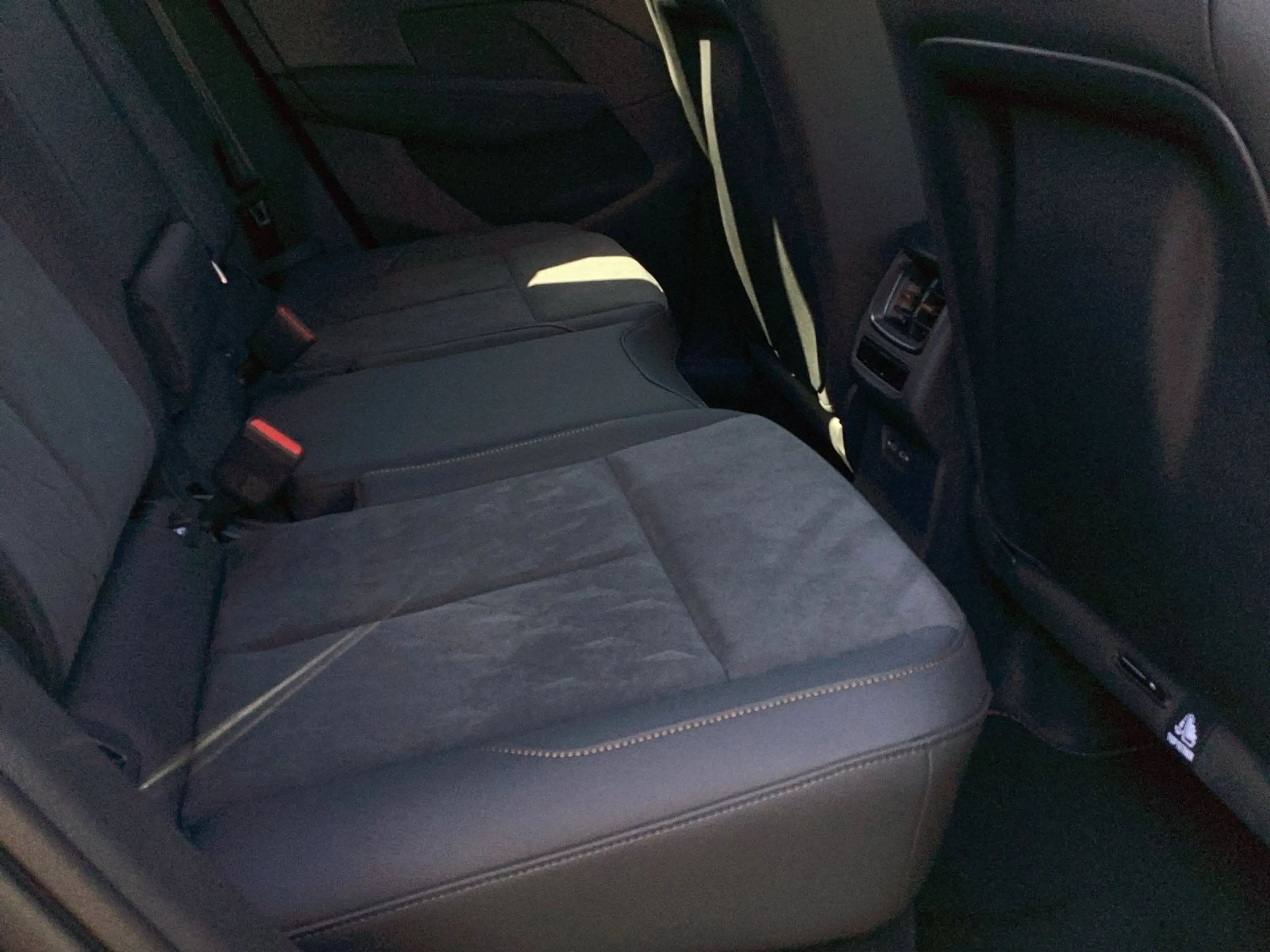 CUPRA Terramar 1.5 eTSI DSG ACC HuD SITZHZ APP-CON DYN — photo 6