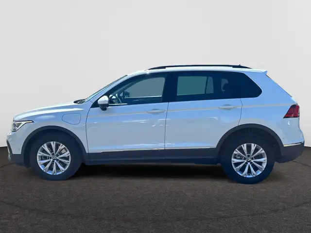 Volkswagen Tiguan view 8